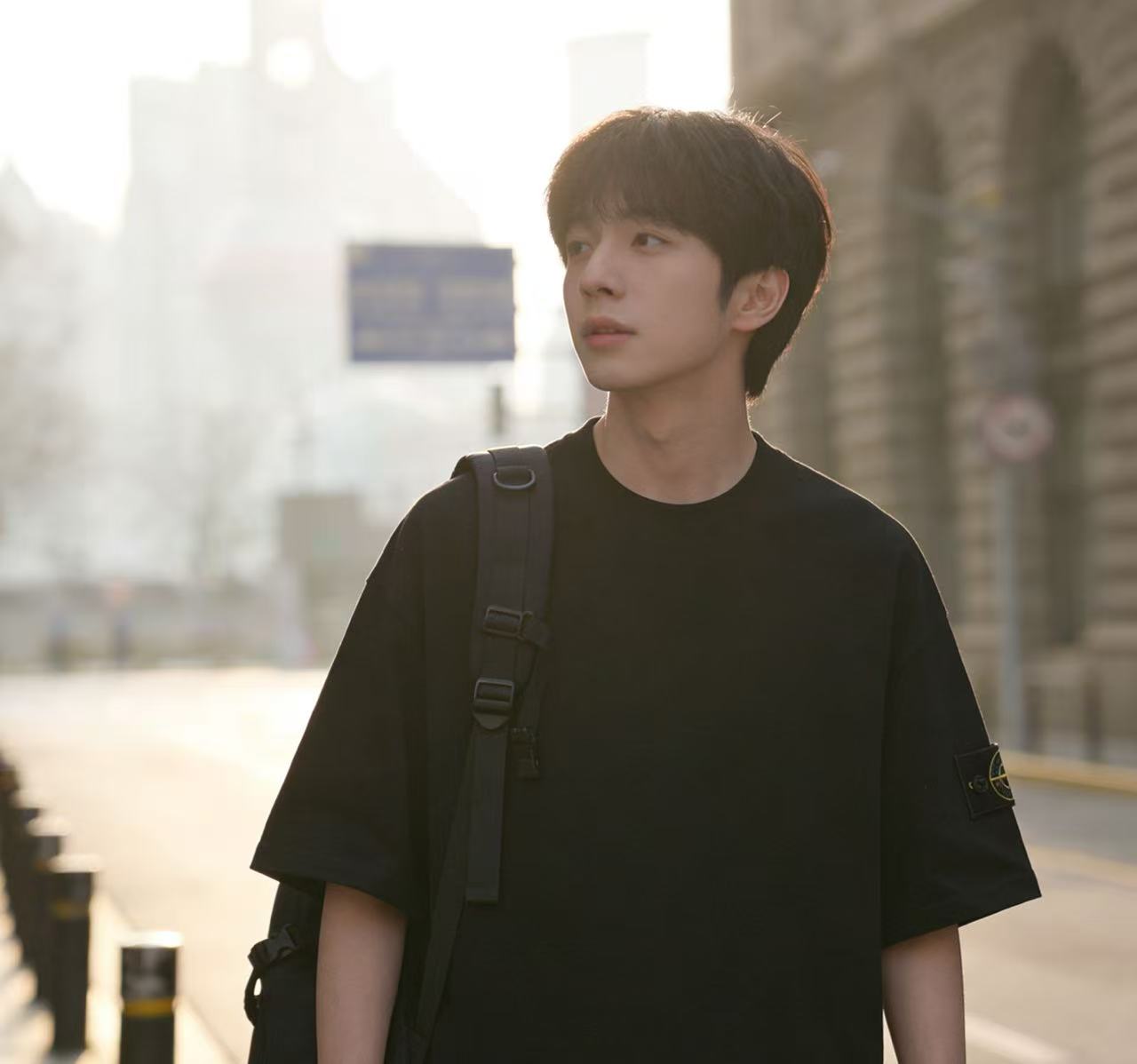 Stone casual loose t-shirt