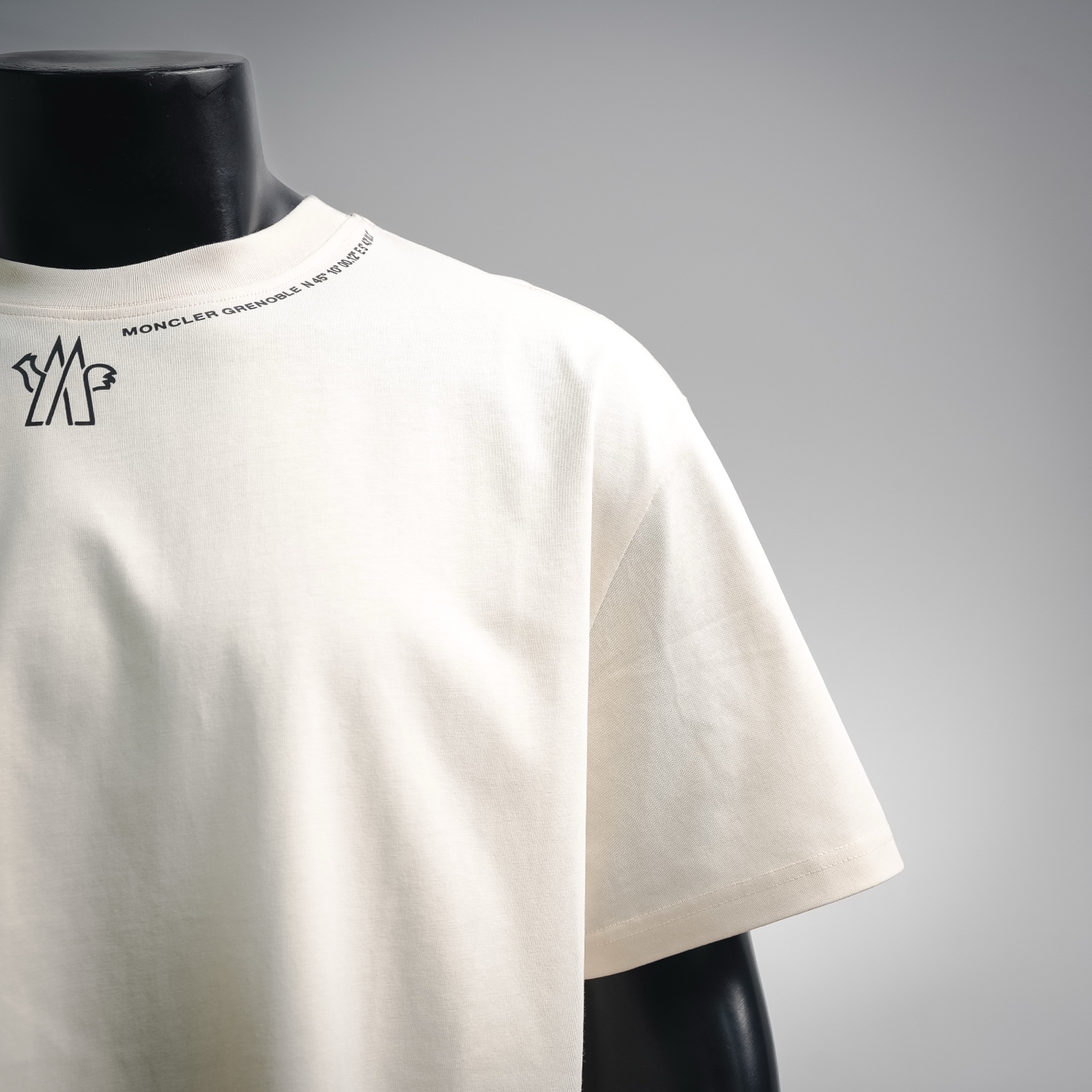 Mon neckline print t-shirt