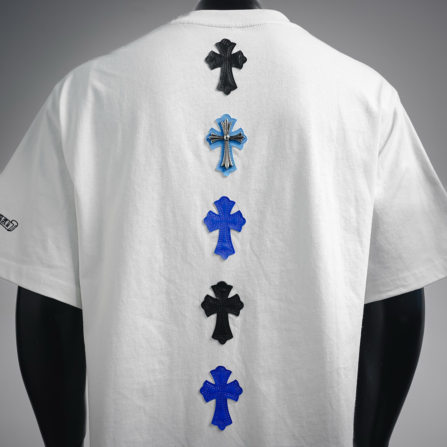 Chrome cross patch t-shirt