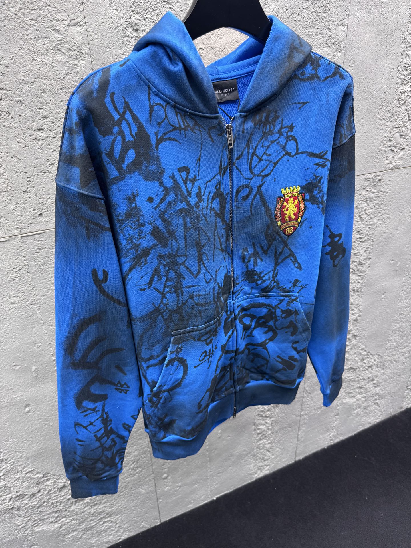 Balen graffiti-print jacket