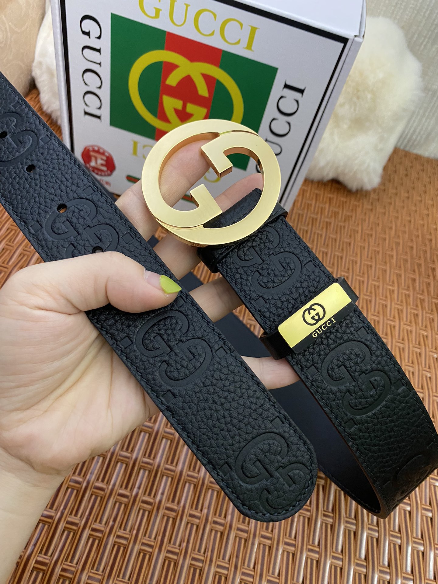 Guc cowhide belt