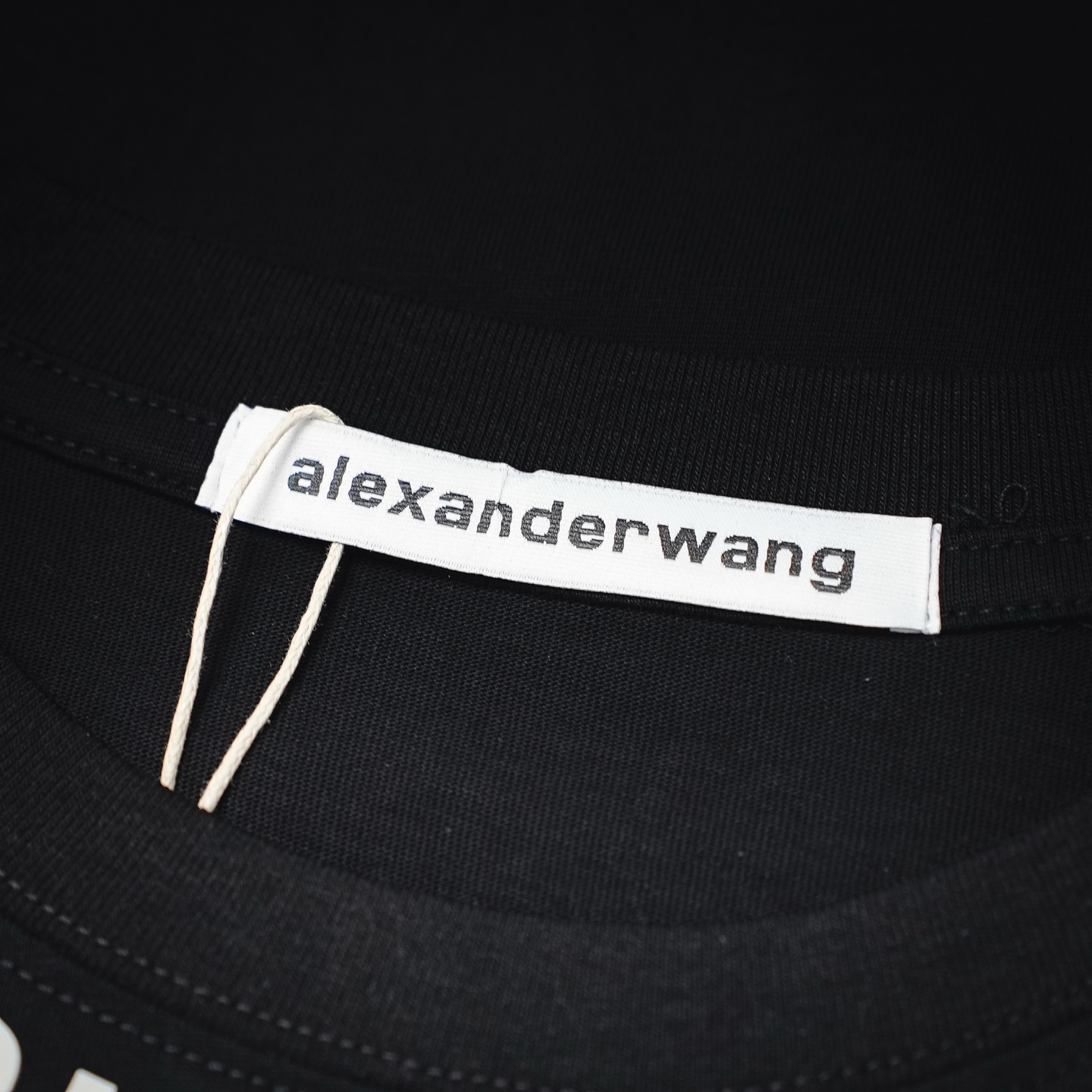 Alex neckline letter trint t-shirt