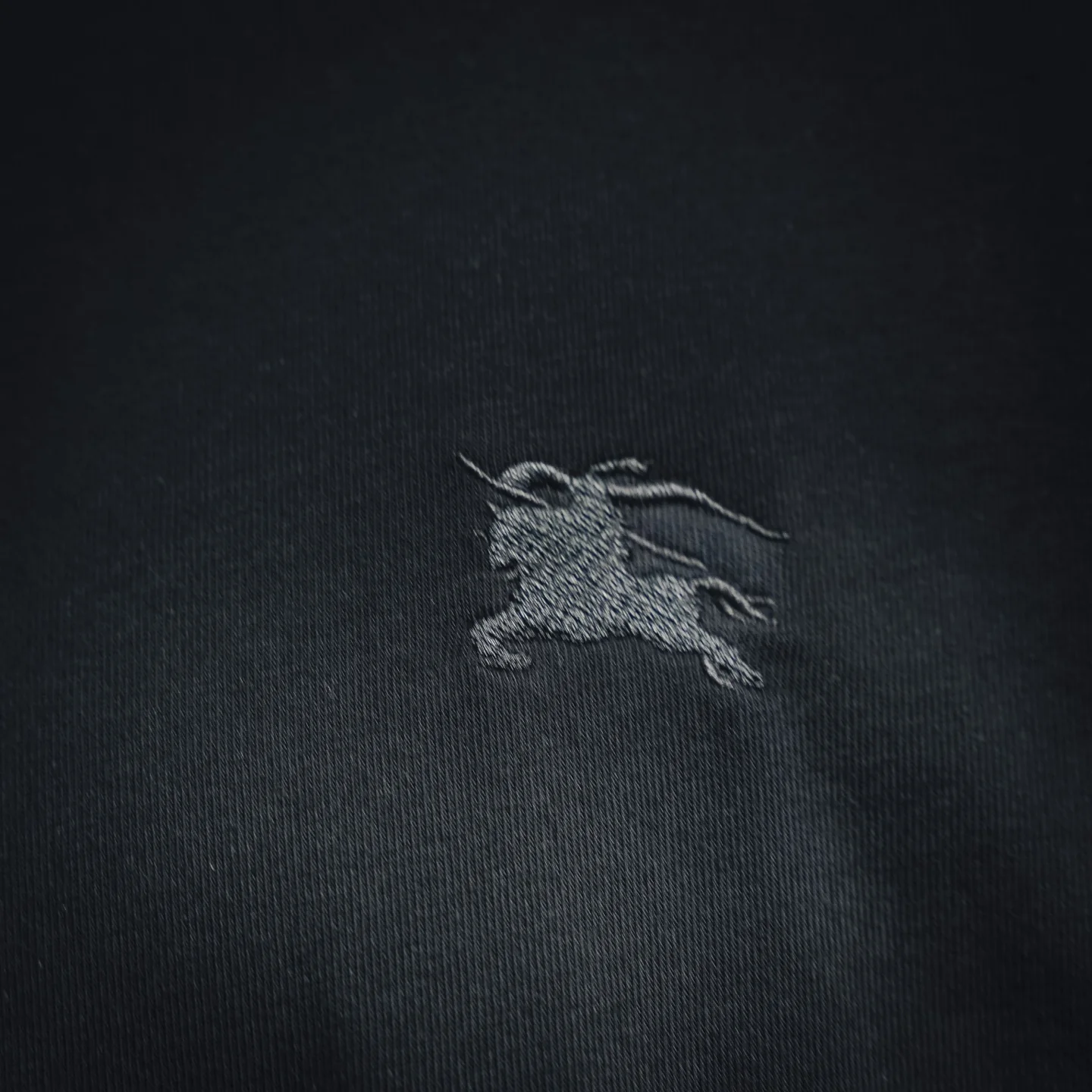 Bur plaid embroidered t-shirt