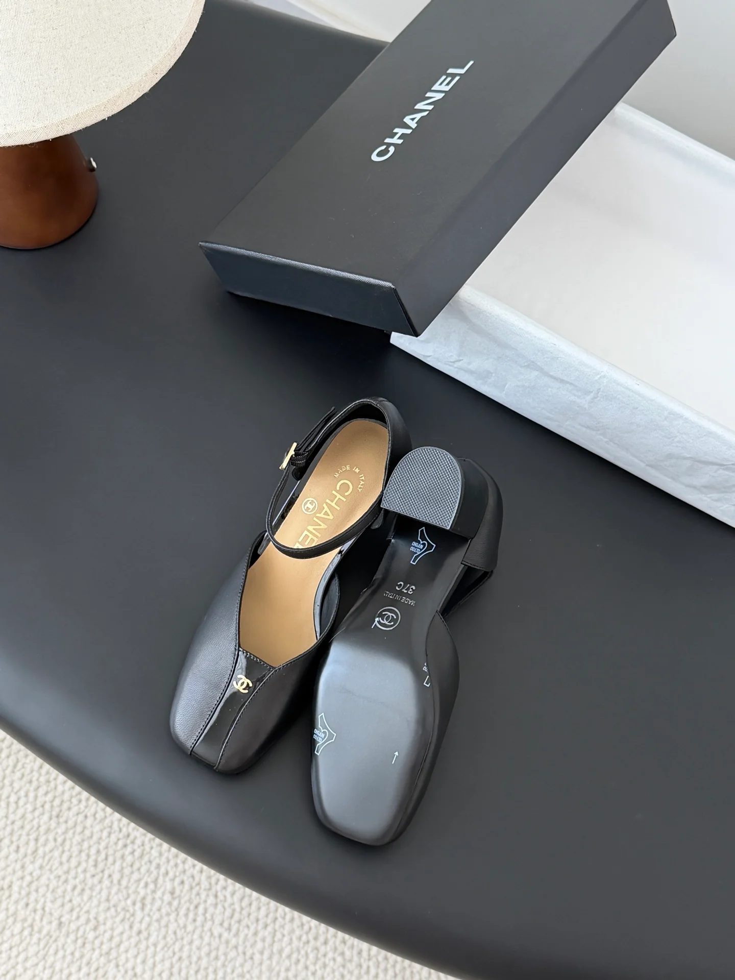 Chan 26ss chunky heels