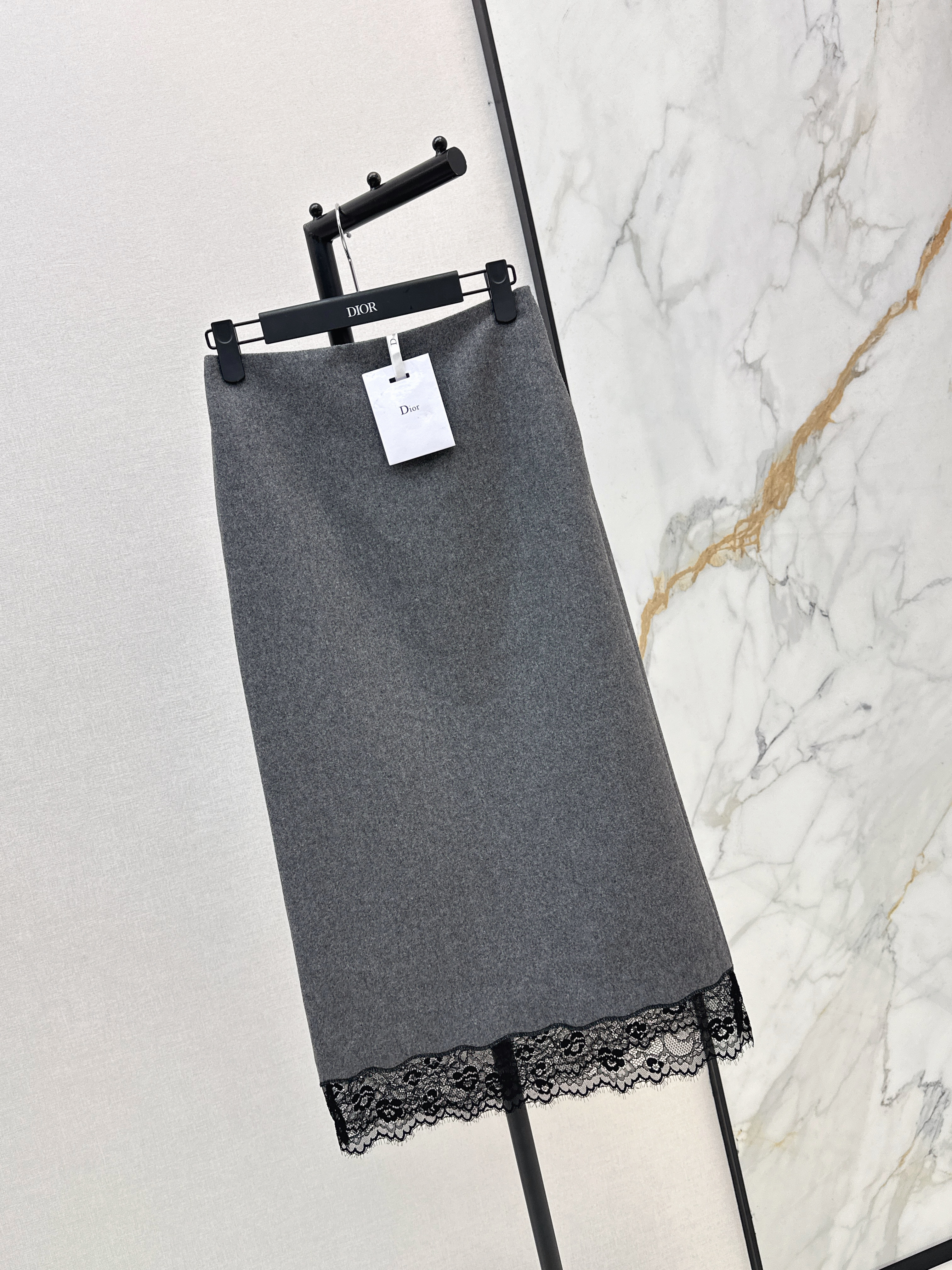 CD 26ss Lace-Trim Midi Skirt