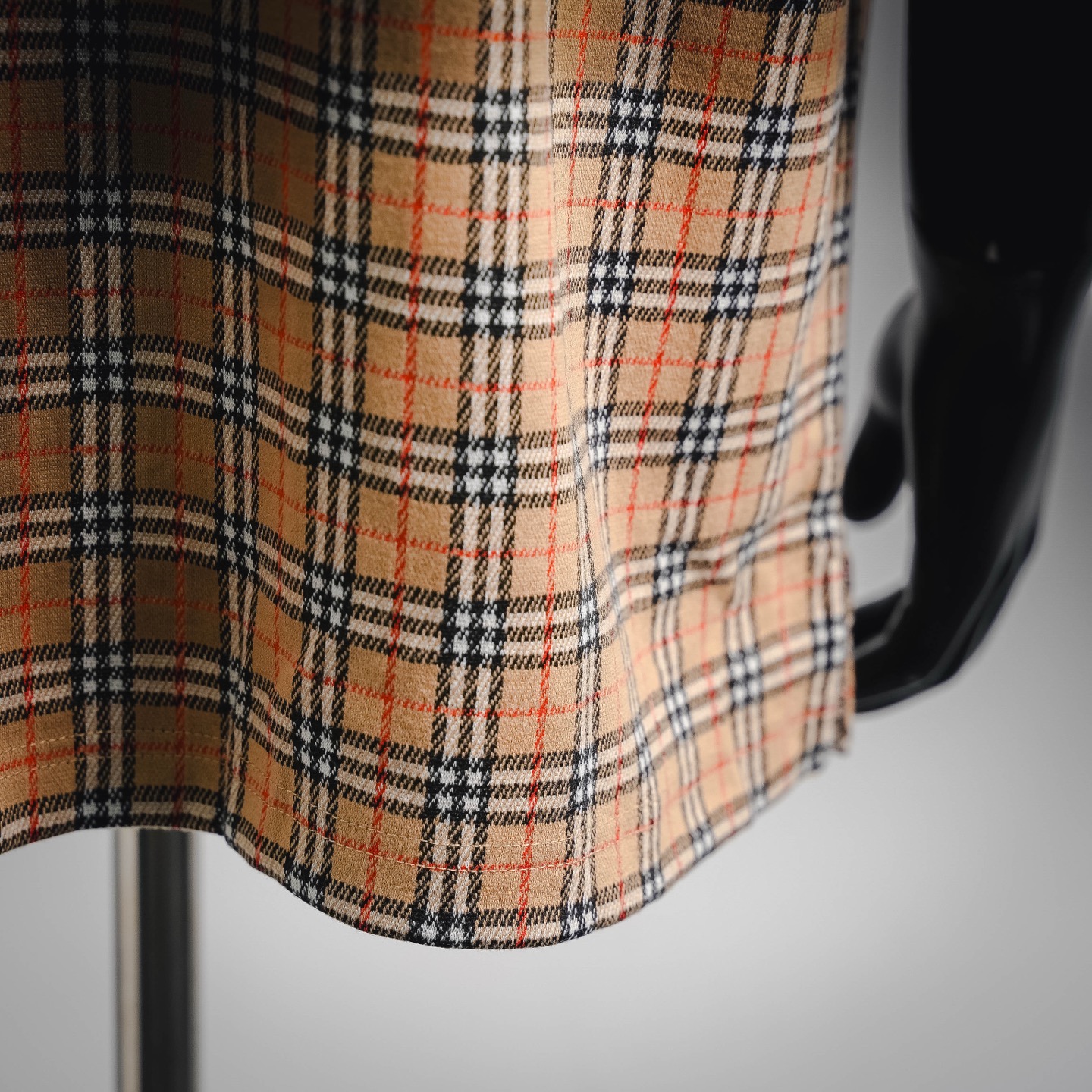 Bur embroidered plaid Polo
