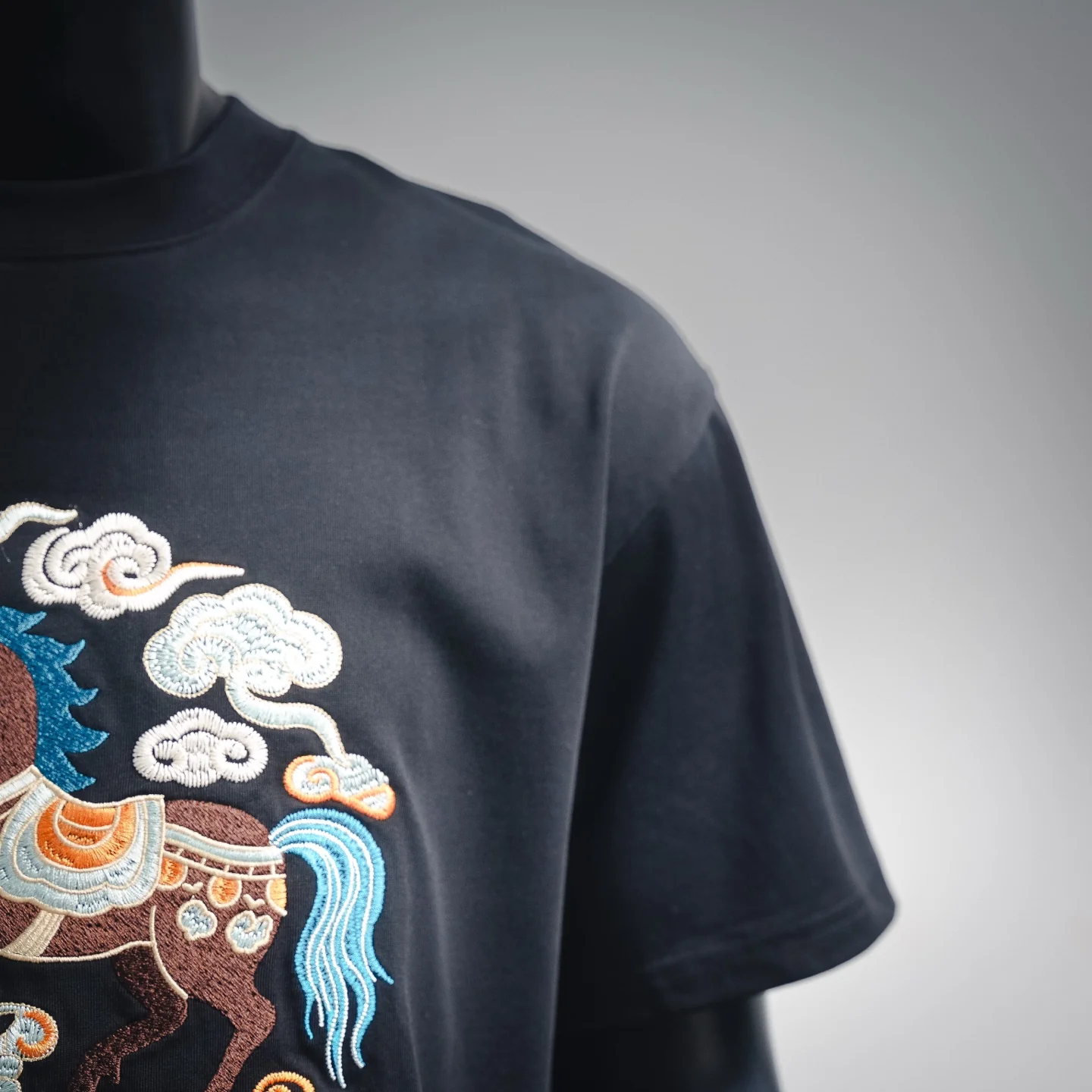 CD embroidered t-shirt