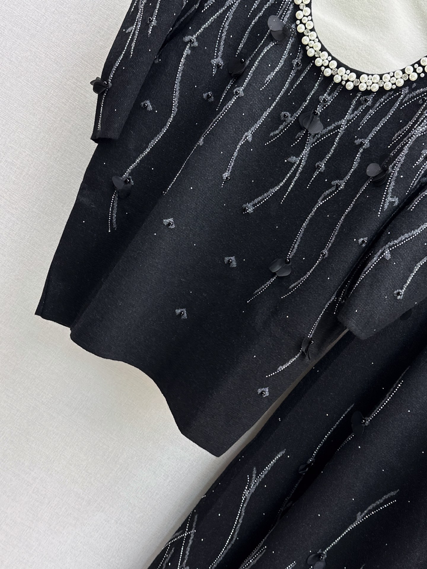 Chan 26fw rhinestone knitwear skirt sets