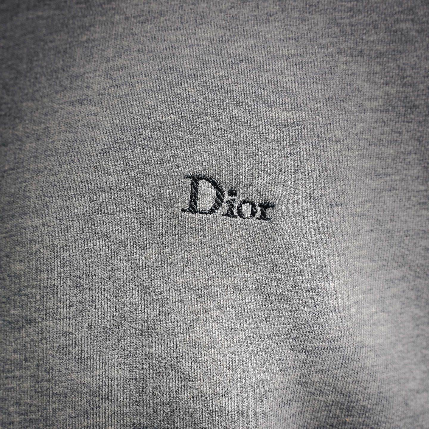 CD splicing sweatshirt