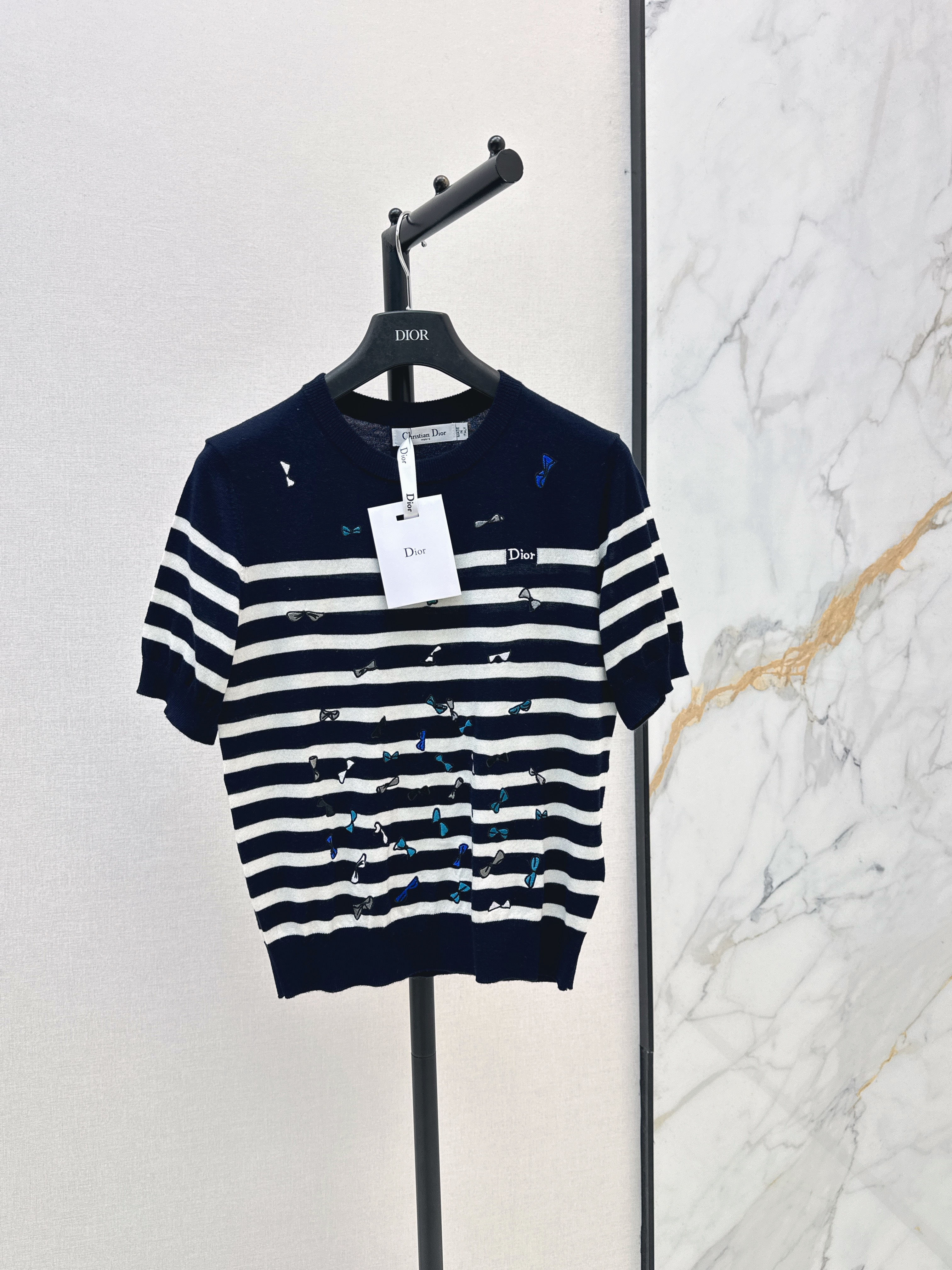 CD 26ss bow embroidery knit sweater
