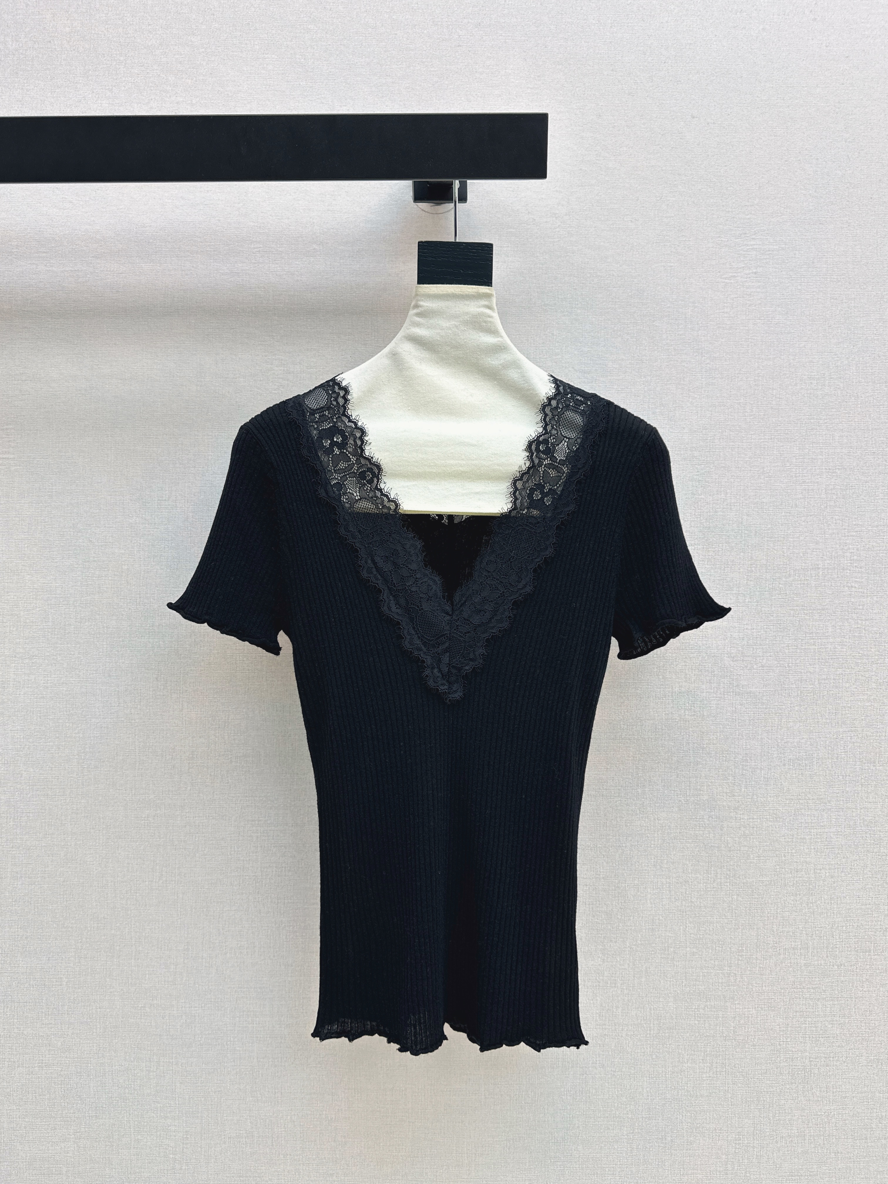ES 26ss contract lace knitwear