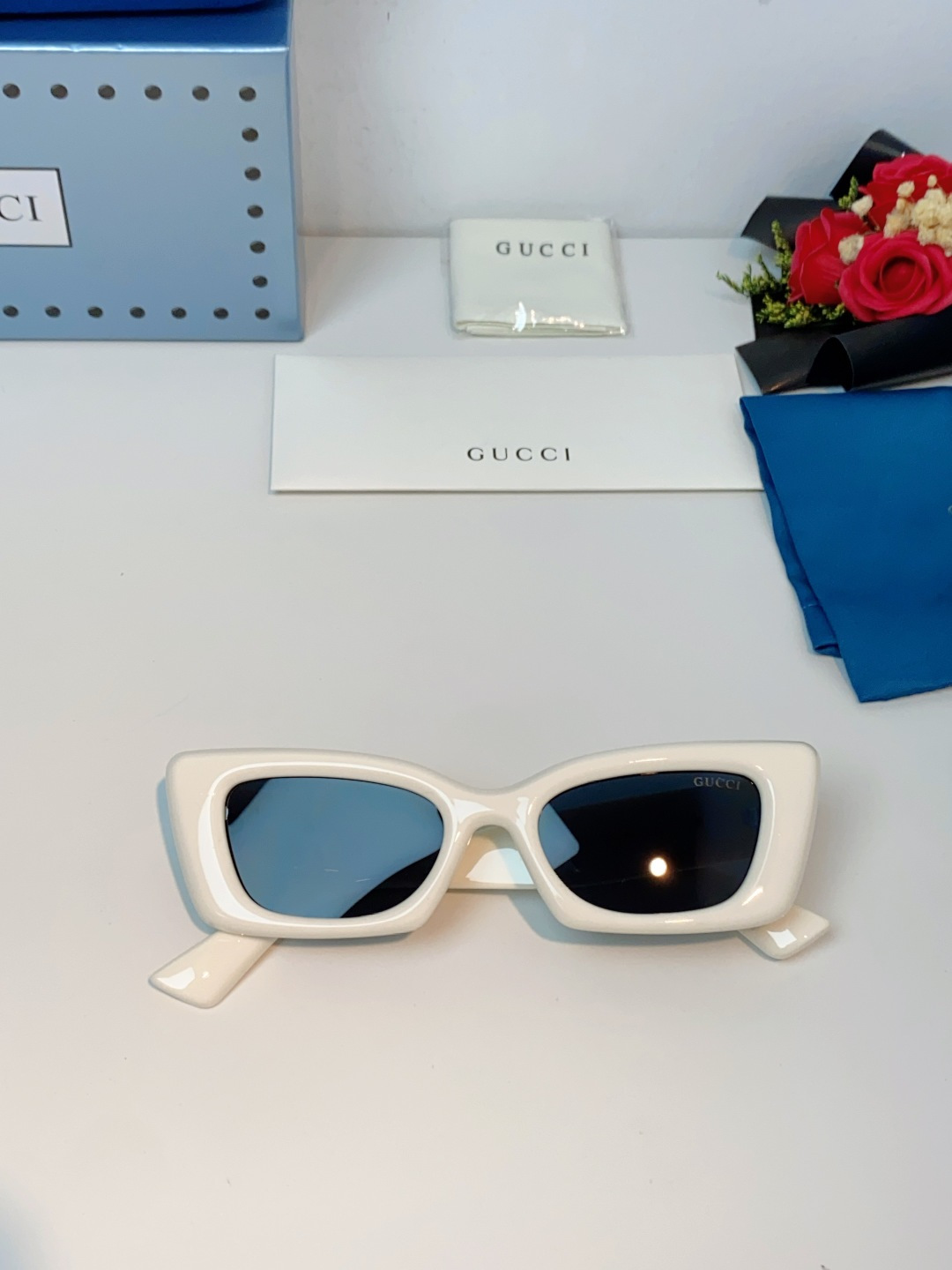 Guc sunglasses