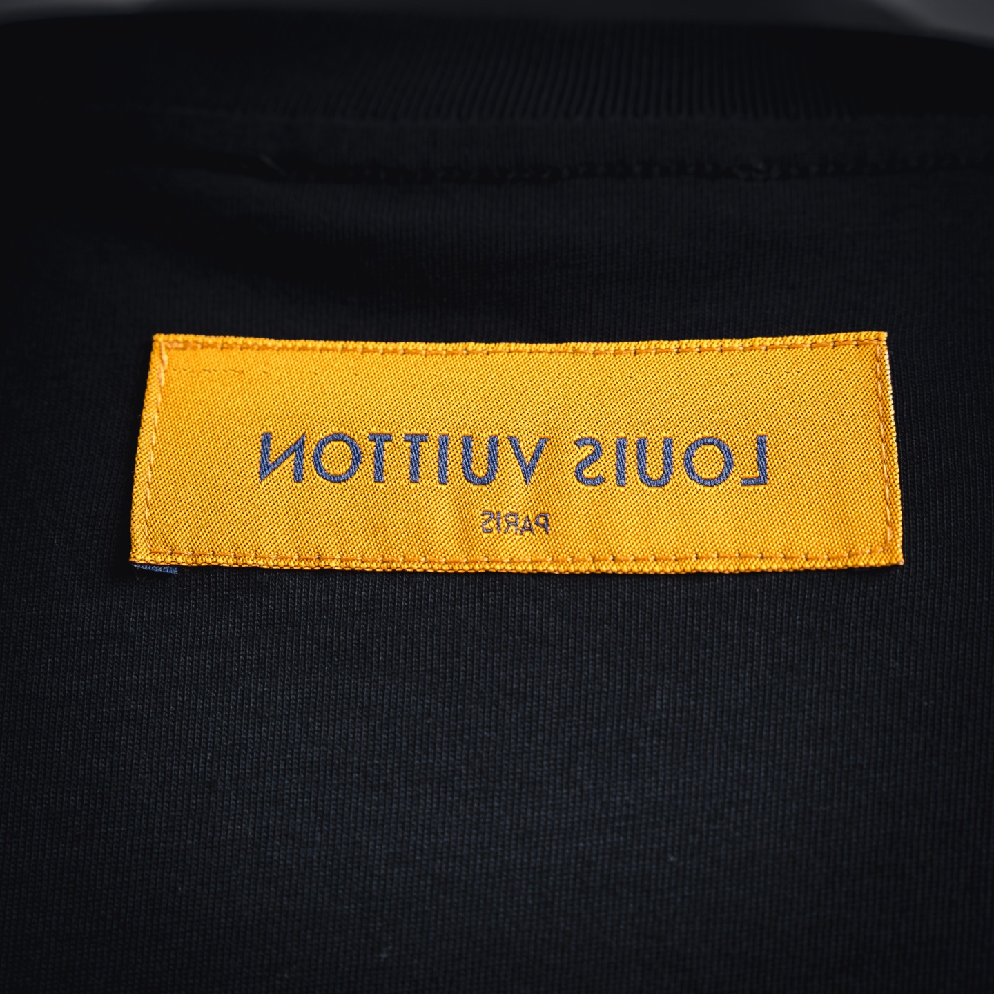 Louis emboosed sweatshirt