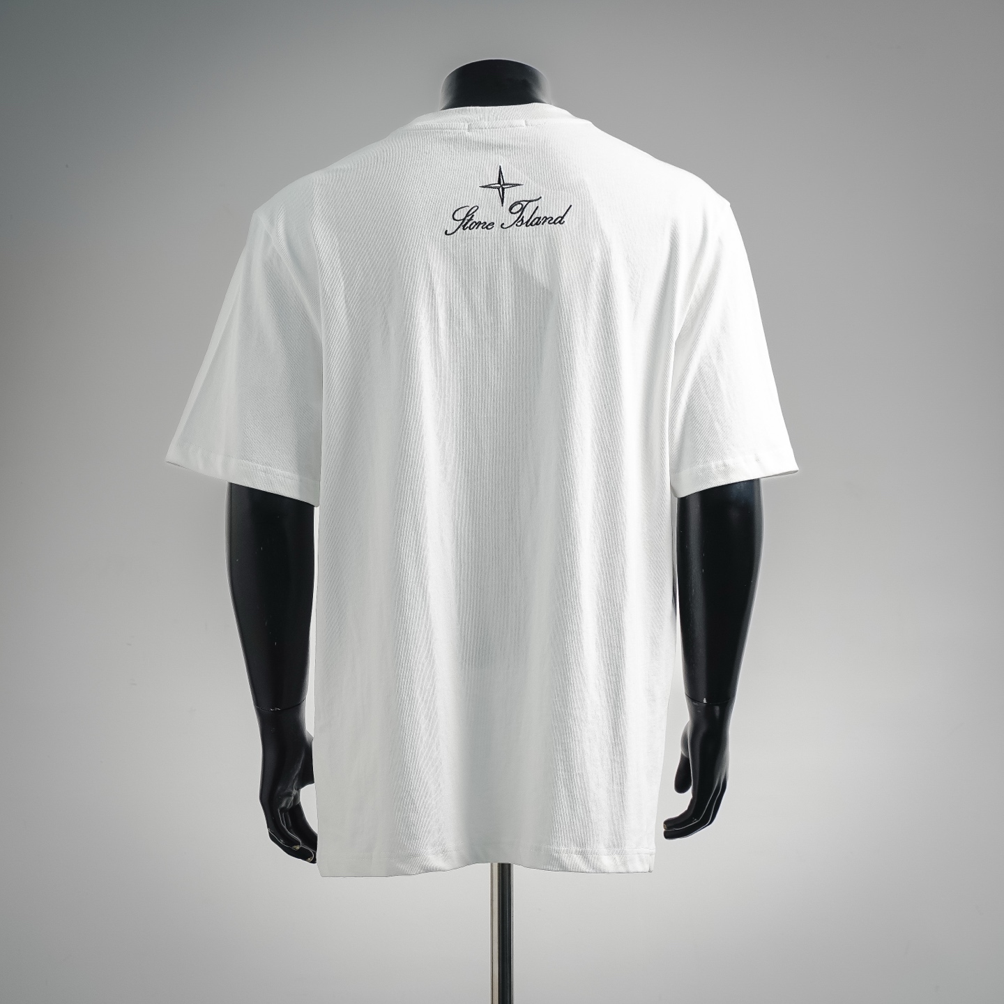 Stone whit a pocket t-shirt