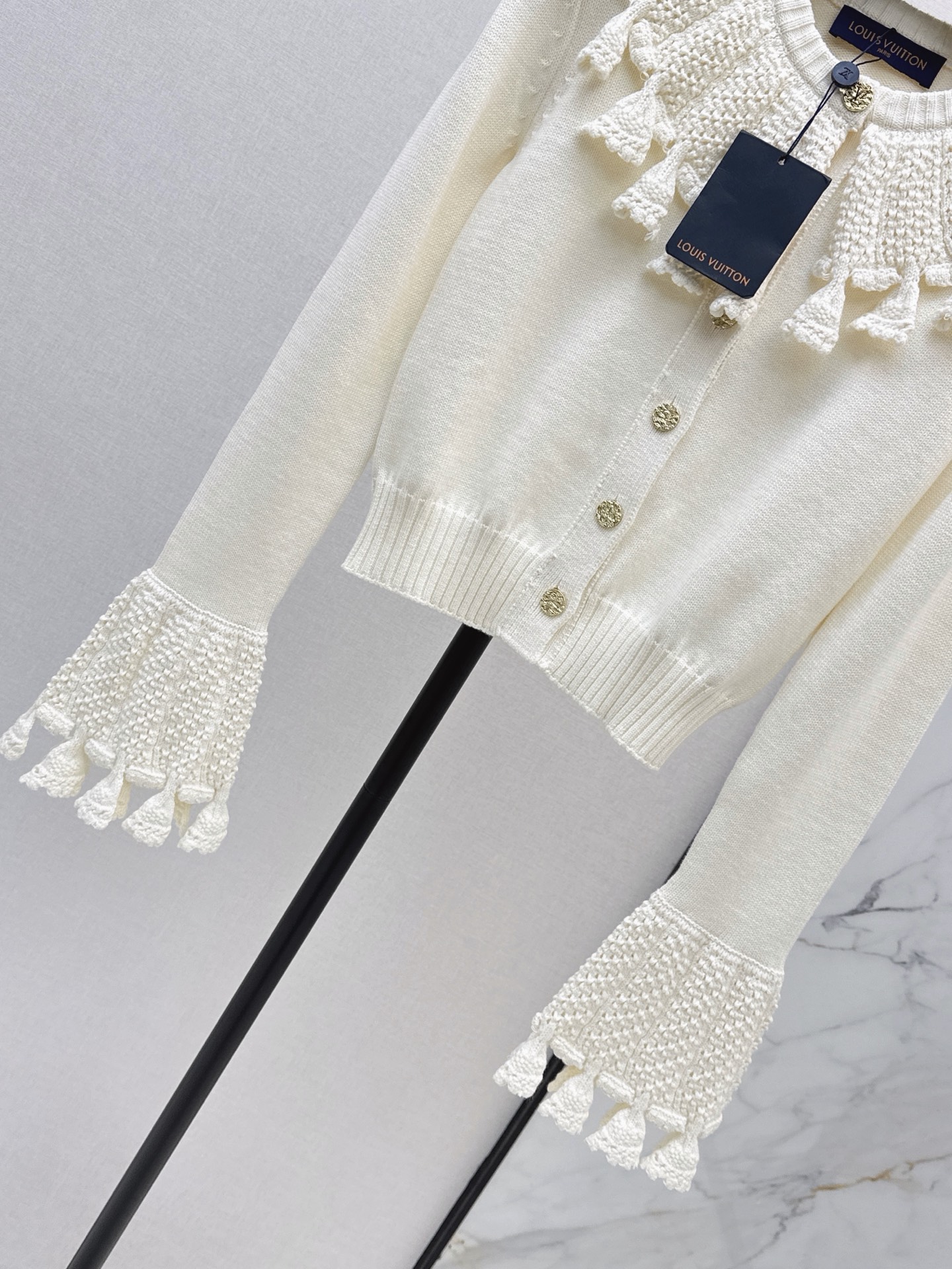 Loui 26fw 3d crochet cardigan