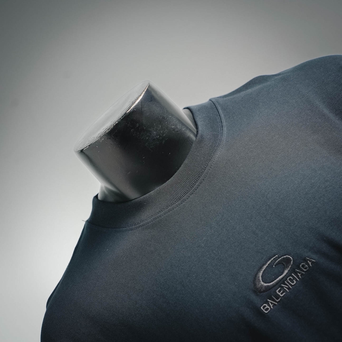 Balen letter embroidered t-shirt