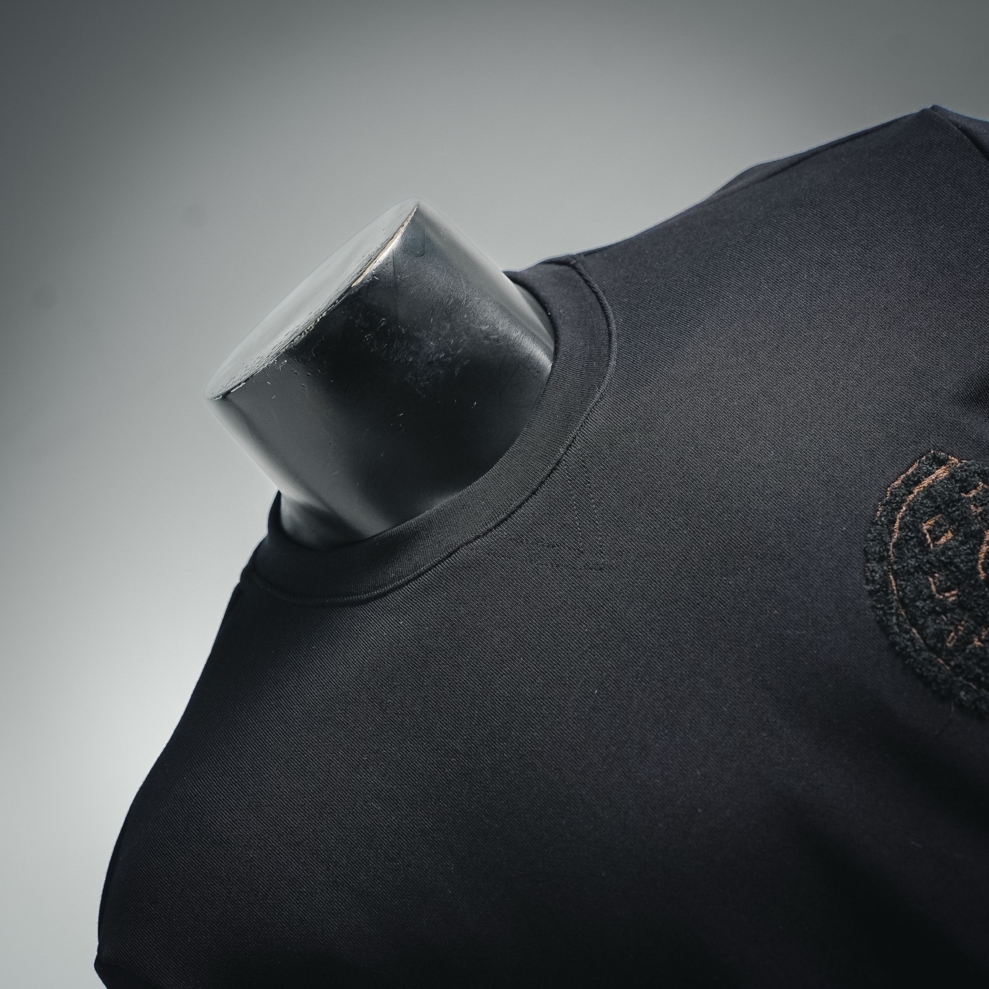 Herm applique t-shirt