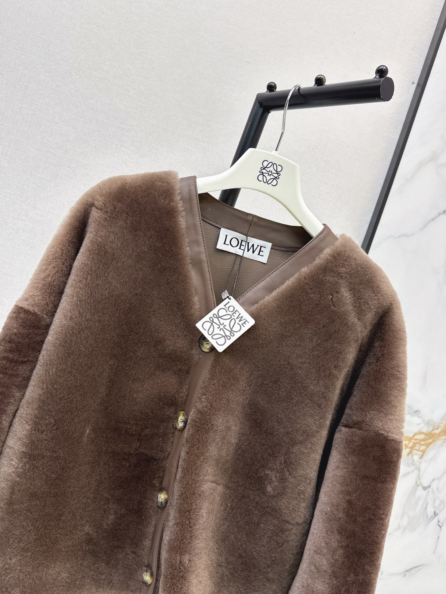 Loe 26fw fur jacket