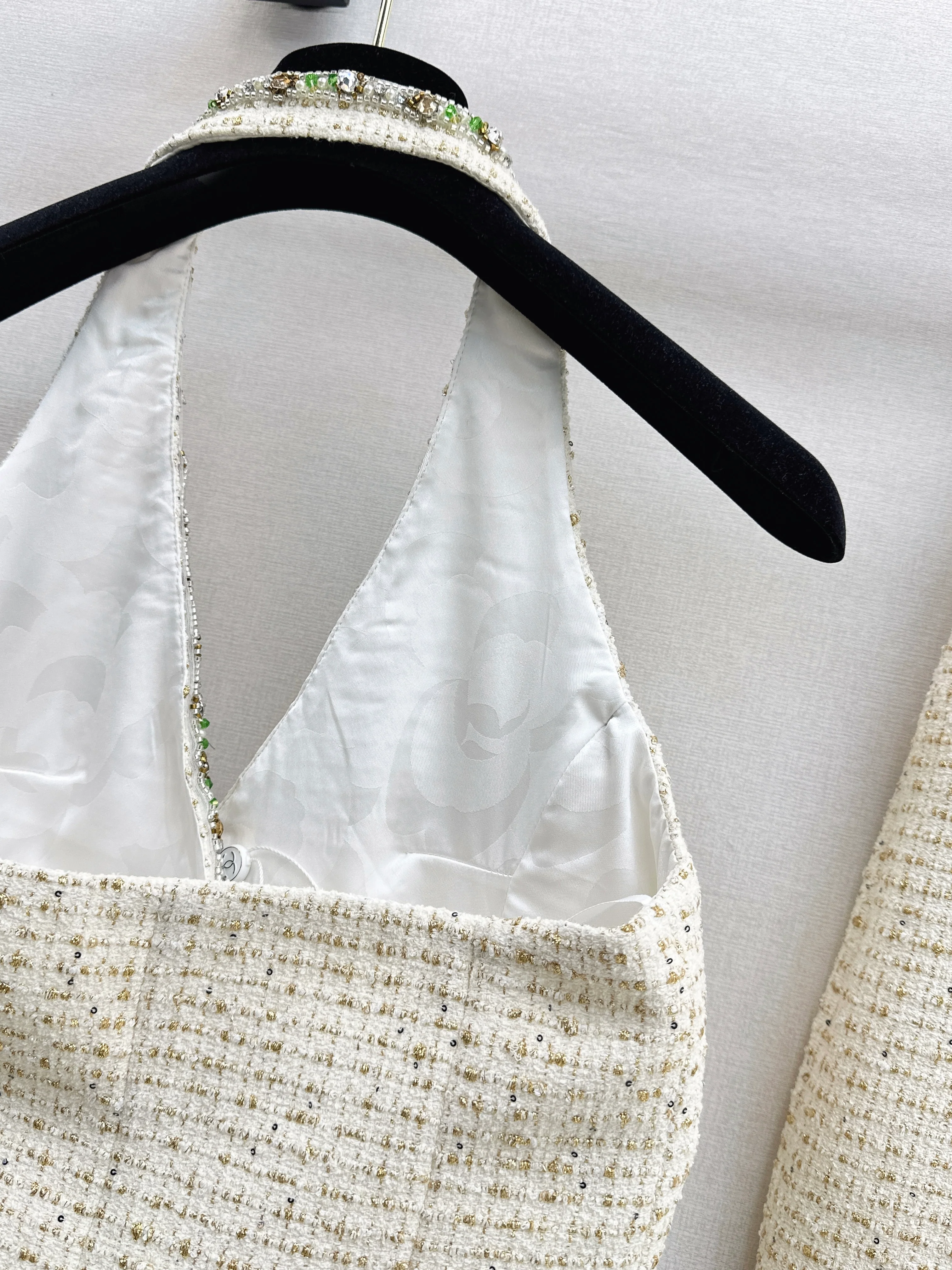 Chan 26ss rhinestone cropped halter vest