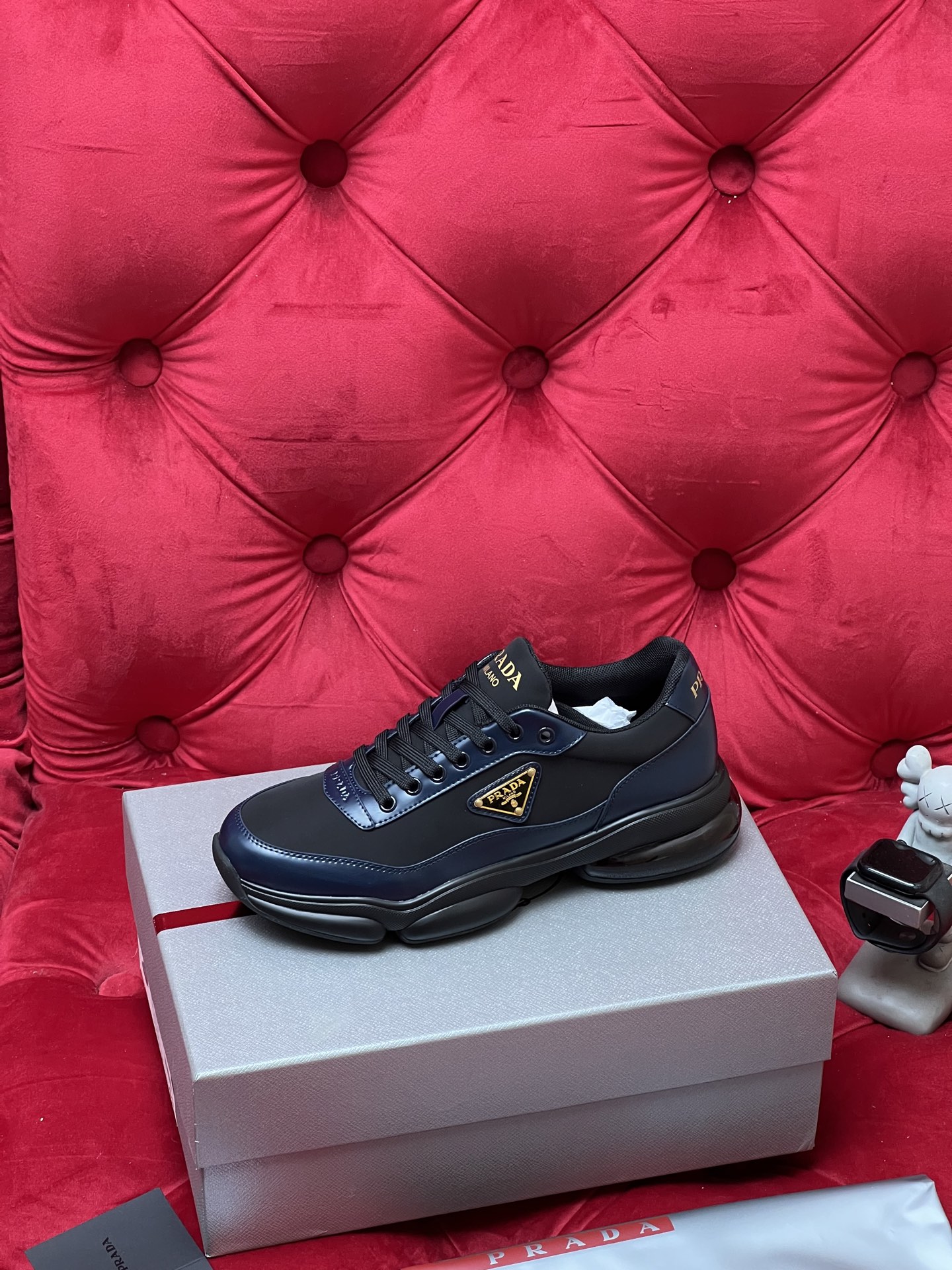 Pra letther sneakers