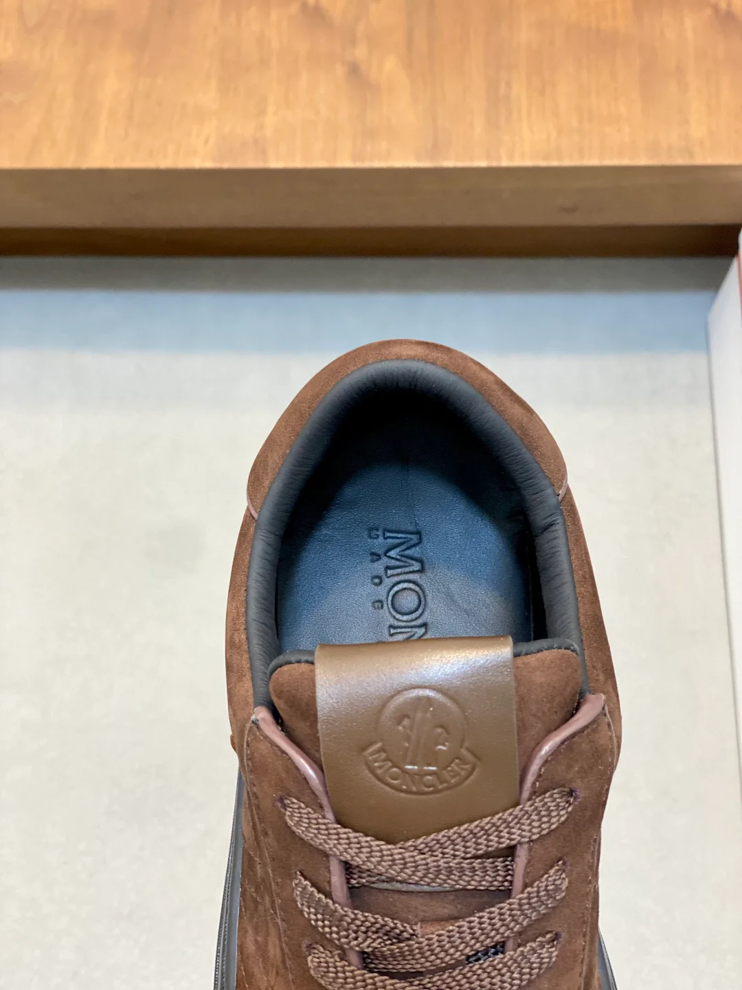 Mon retro sneakers