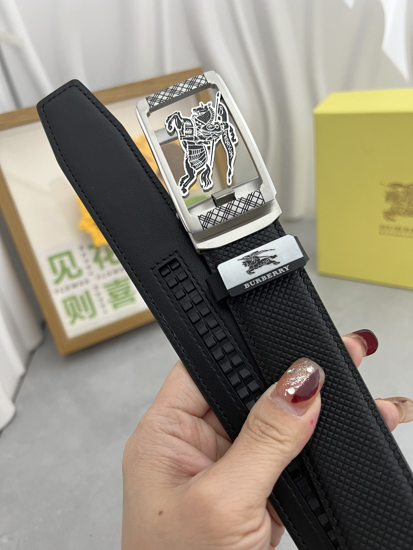 Bur cowhide belt