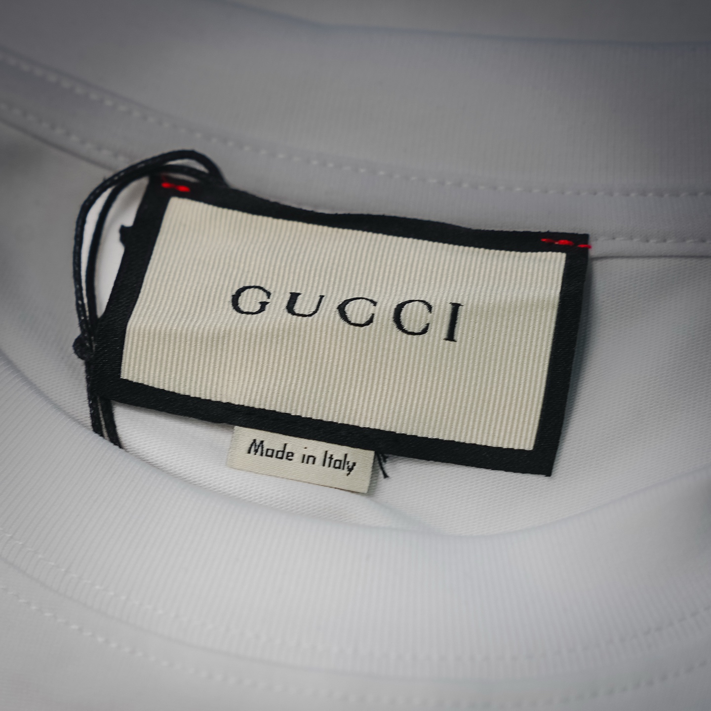 Guc emboosed t-shirt