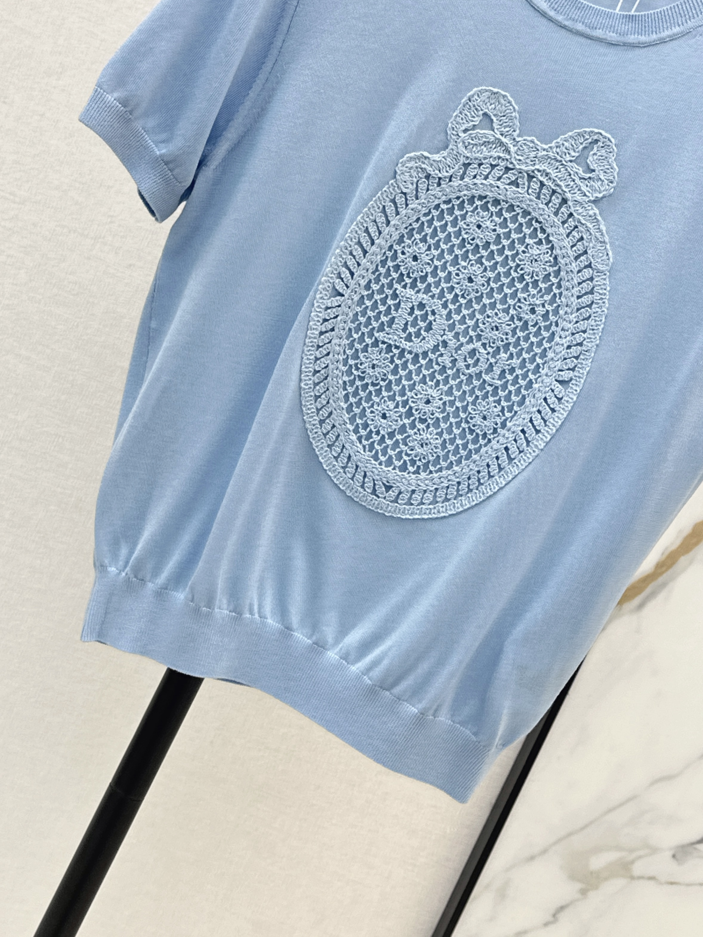 CD 26ss embroidery top