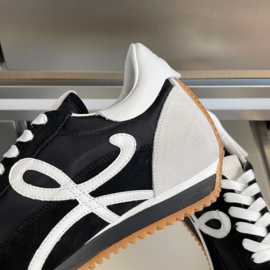Loe retro sneakers