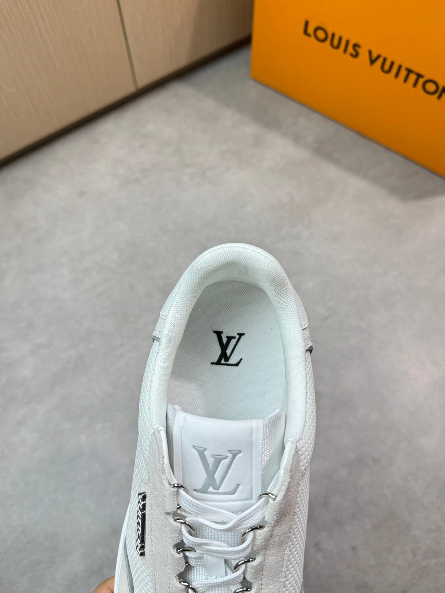 louis sneaker