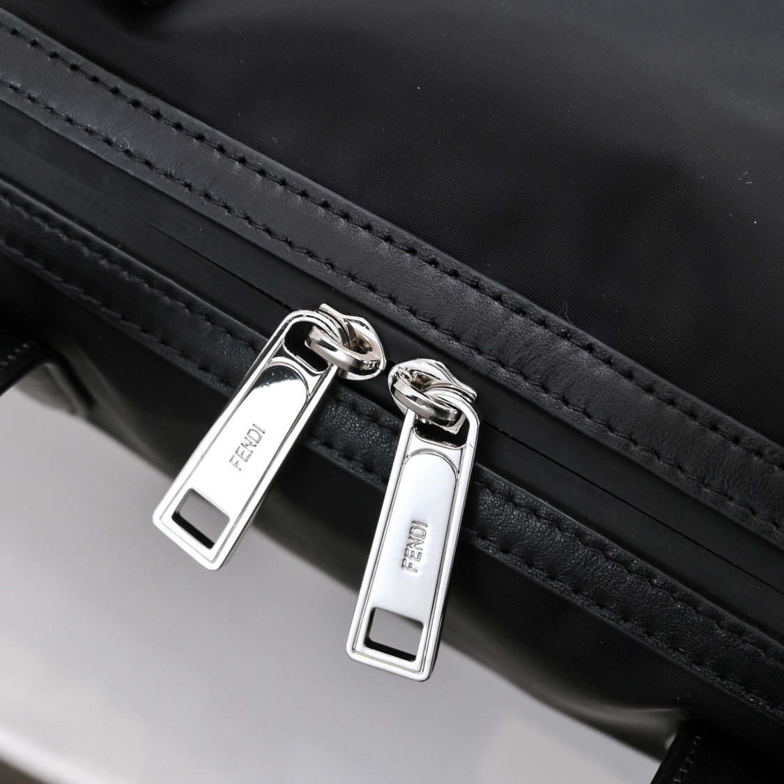 Fend travel bag