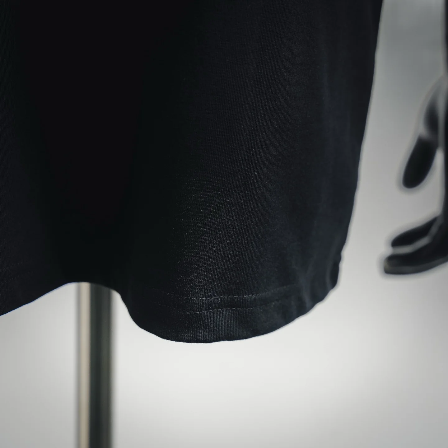 CD embroidered pocket t-shirt