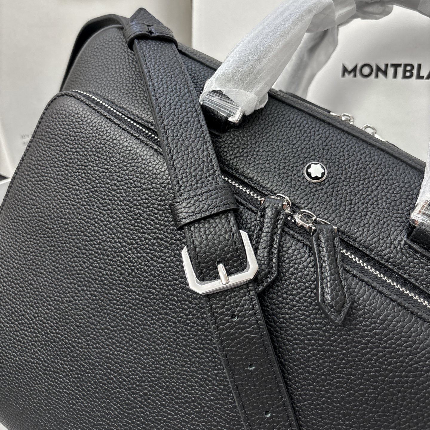 Montb briefcase
