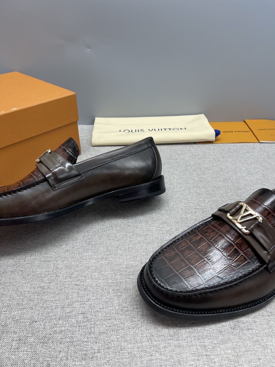Louis letther shoes