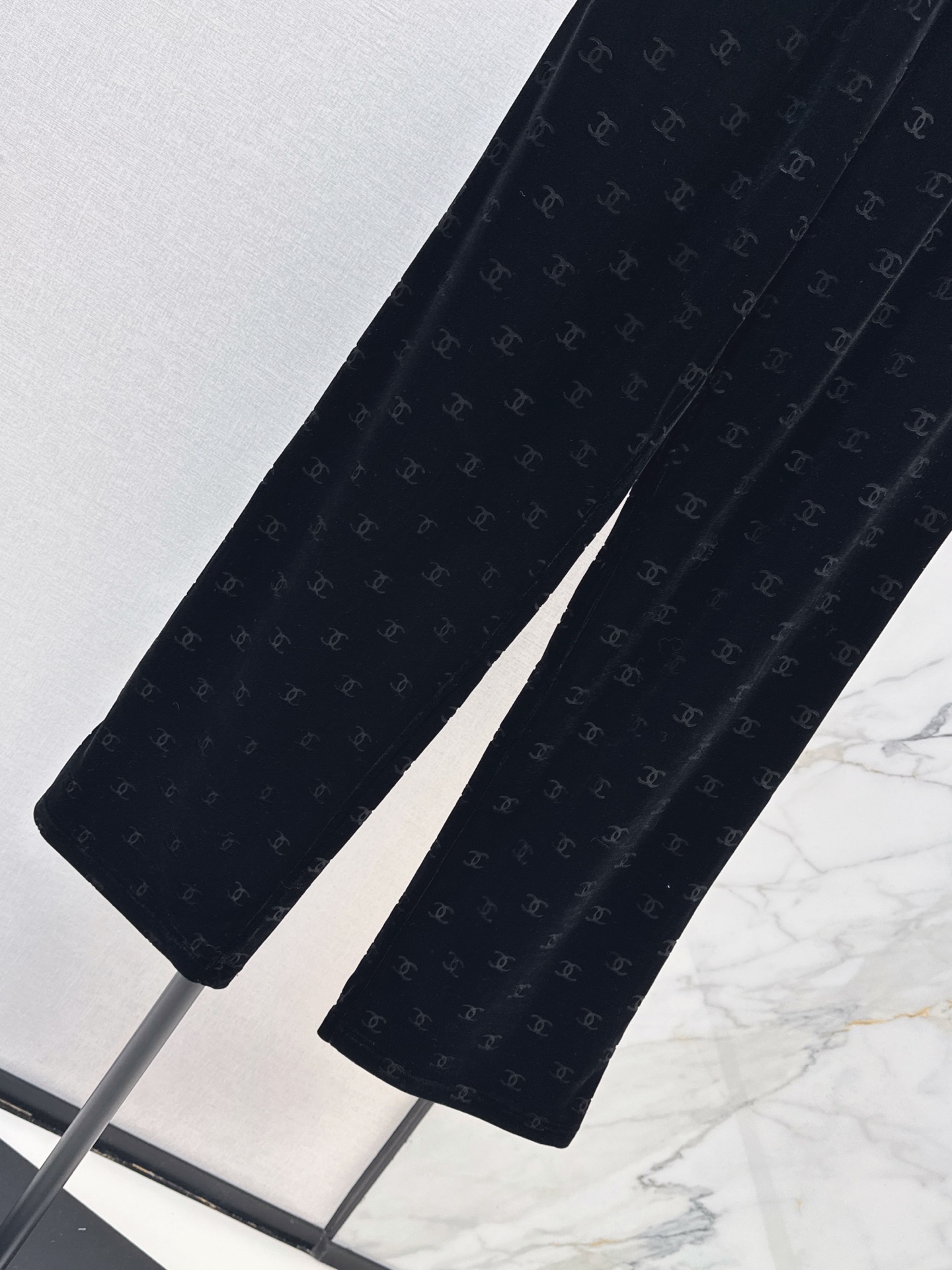 Chan 26fw velvet pants