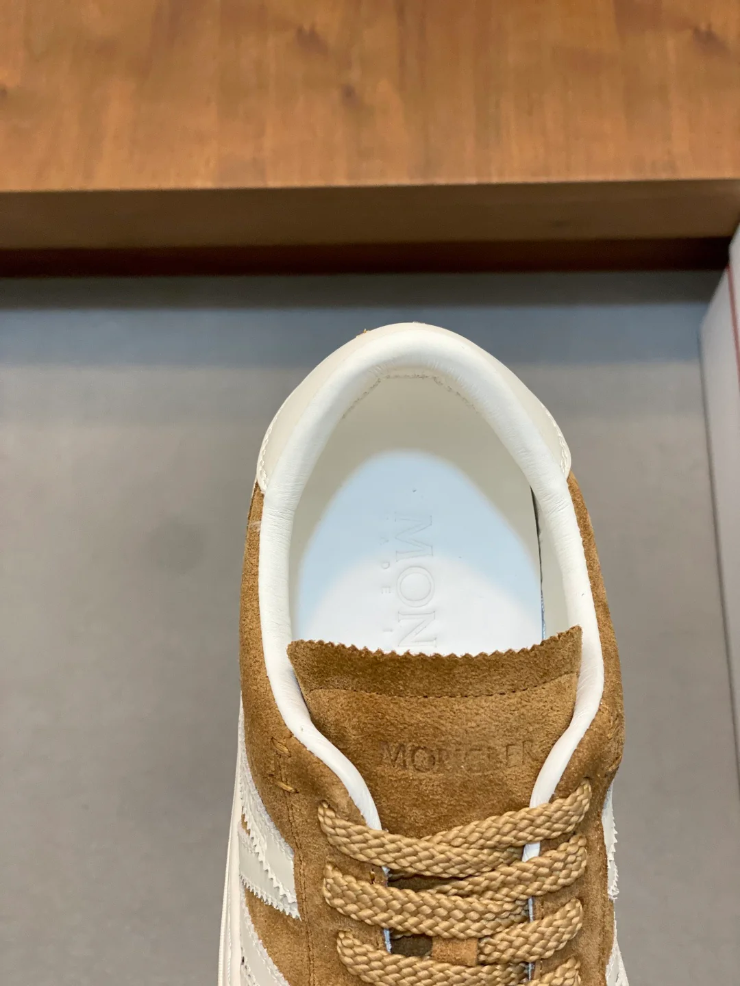 Mon low-top retro sneakers