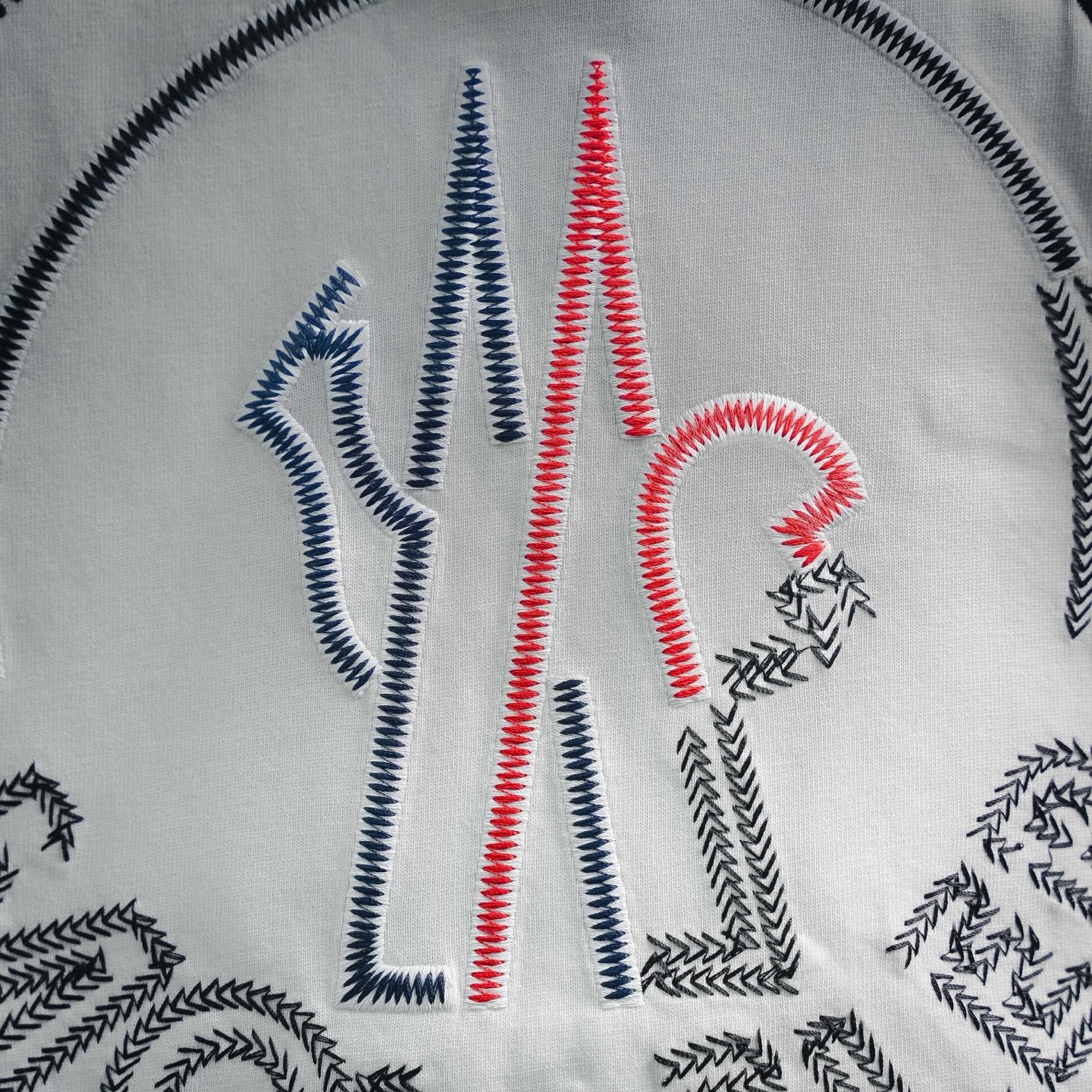 Mon embroidered t-shirt