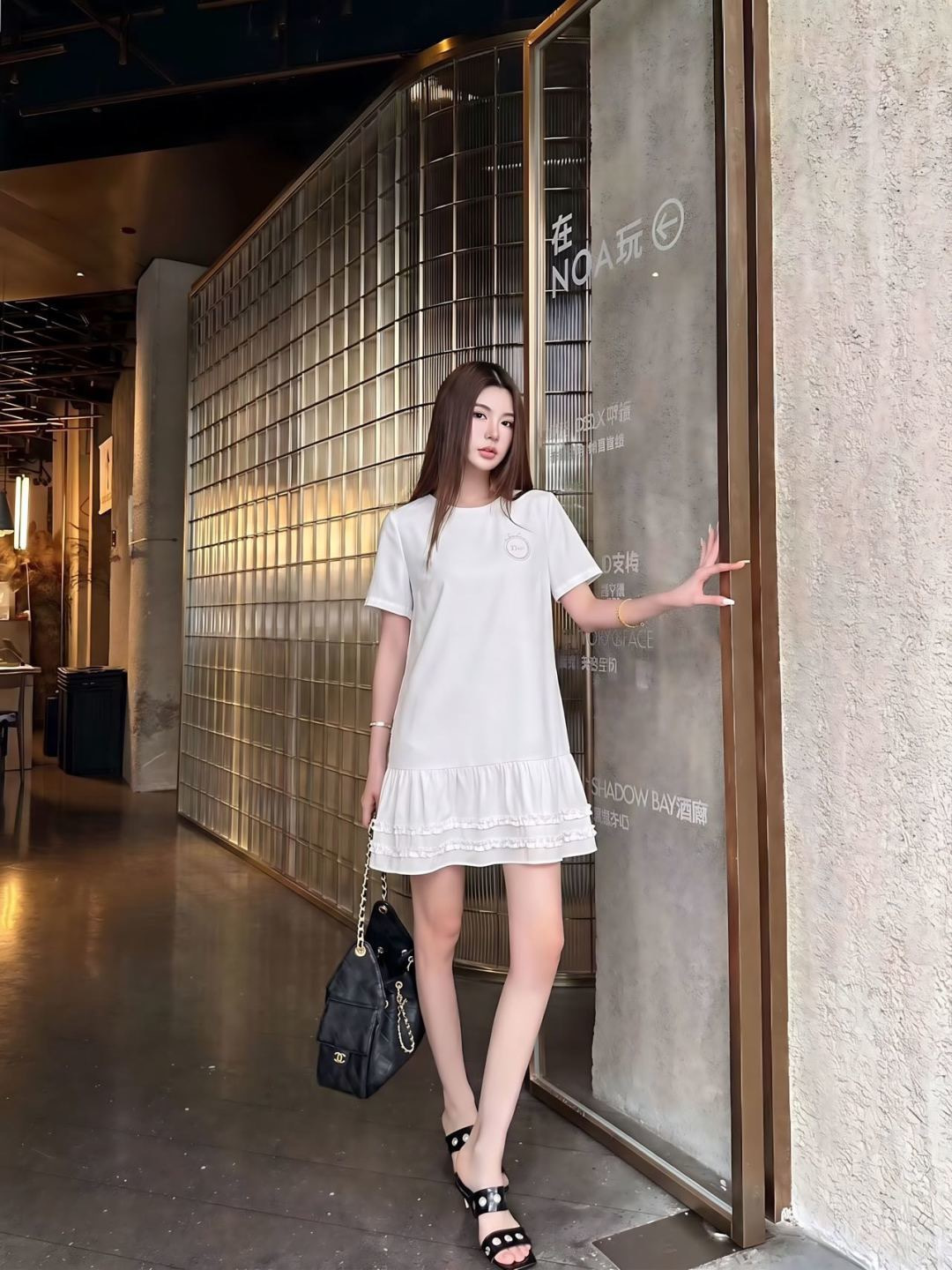 CD 26ss contract dress