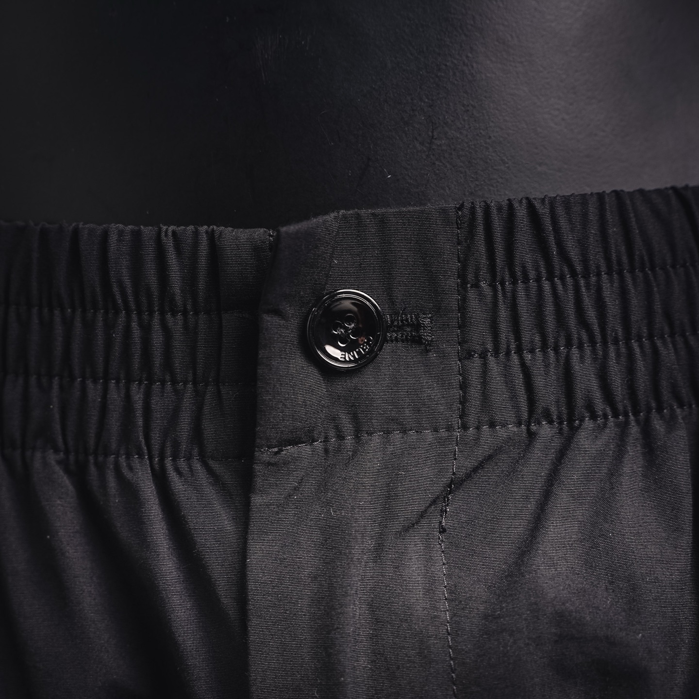 Cel embroidered pants