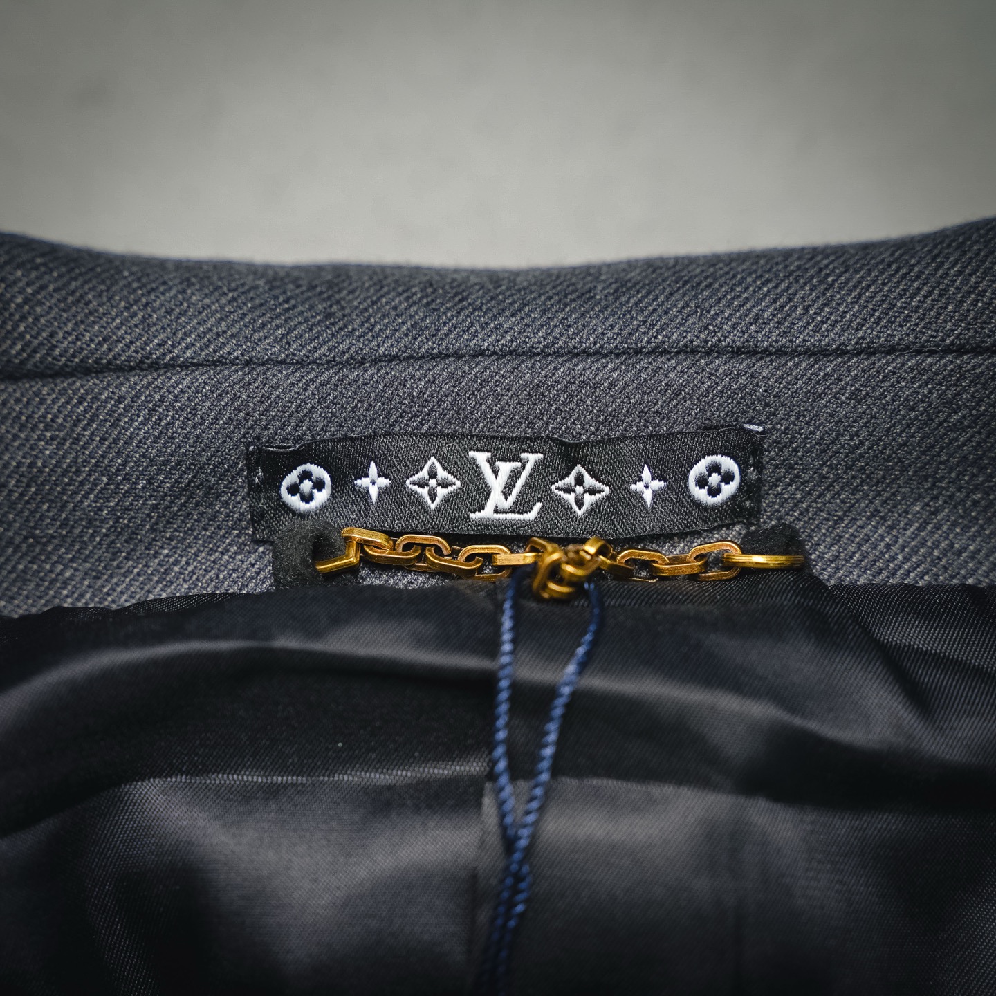 Louis pearl chain jacket