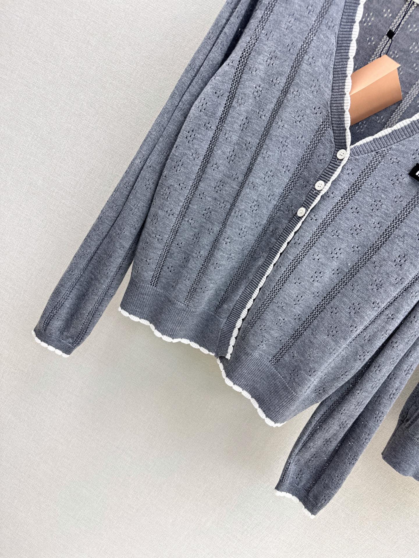 Miu 26fw lace-tirm knit camisole cardigan sets