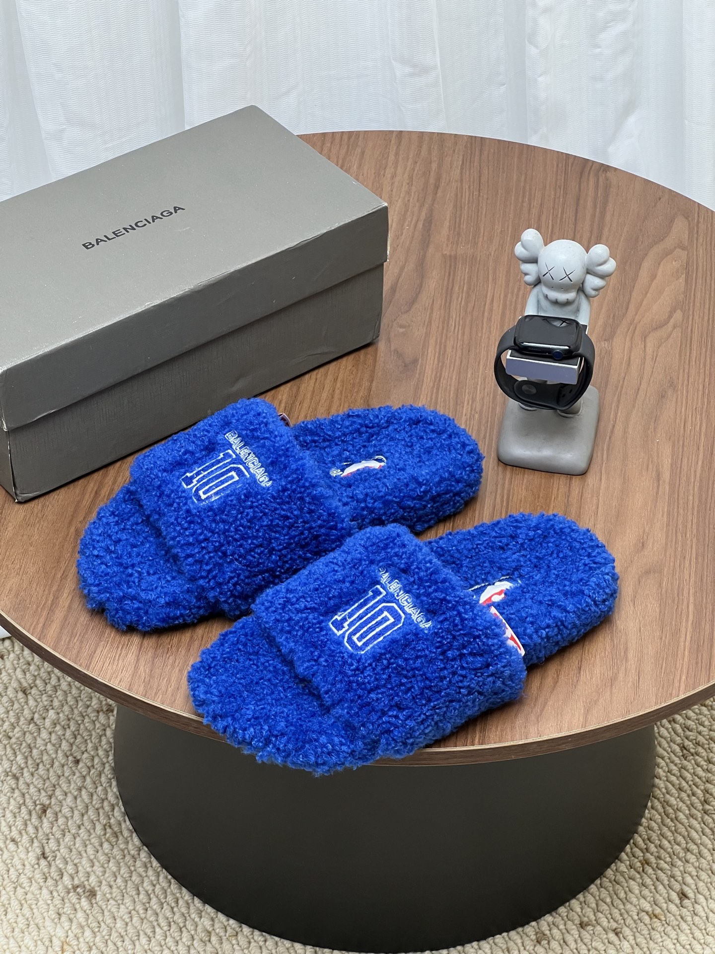 Balen plush slippers