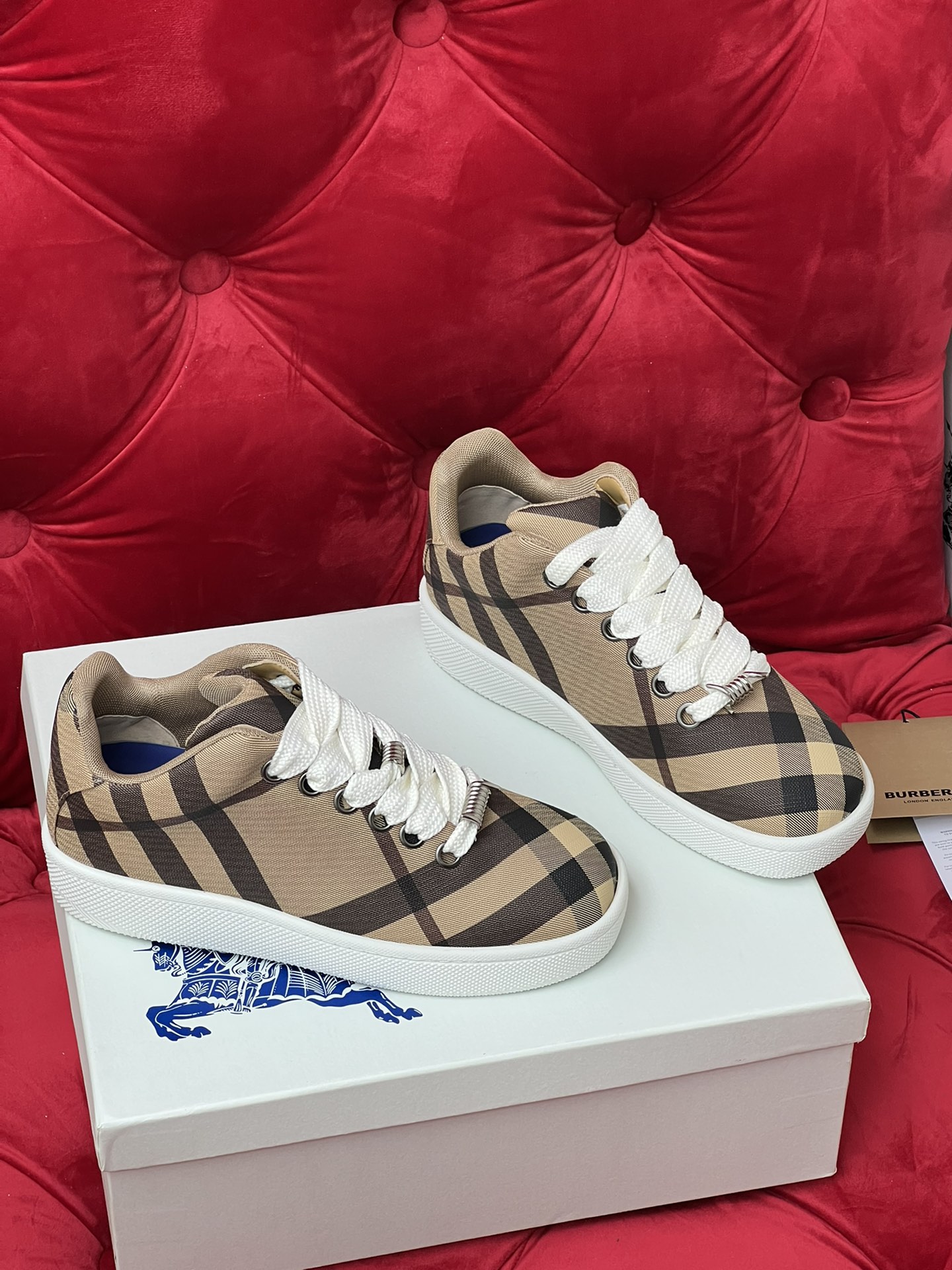 Bur casual sneakers