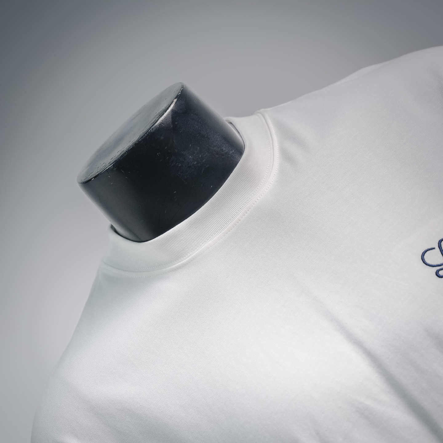 Loe embroidered t-shirt