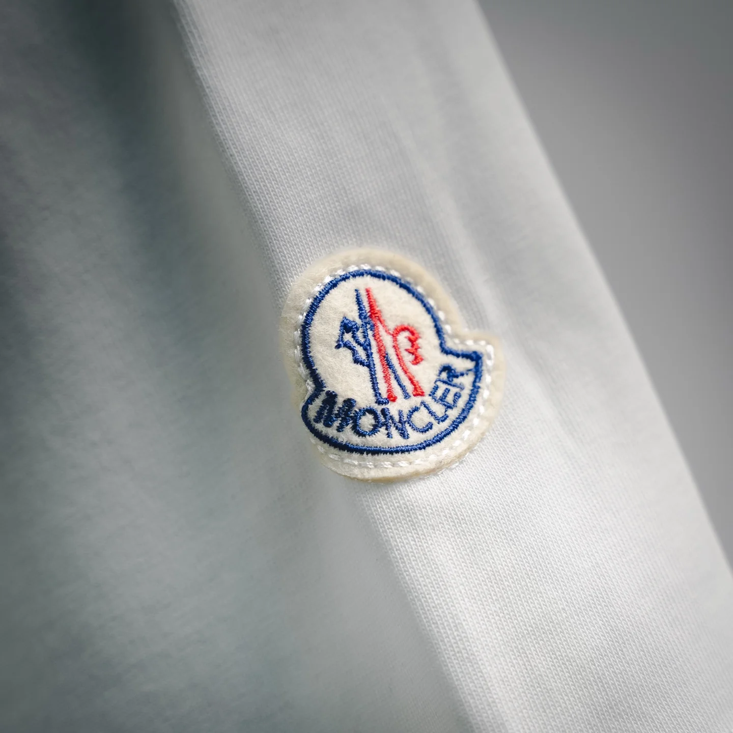 Mon embroidered t-shirt