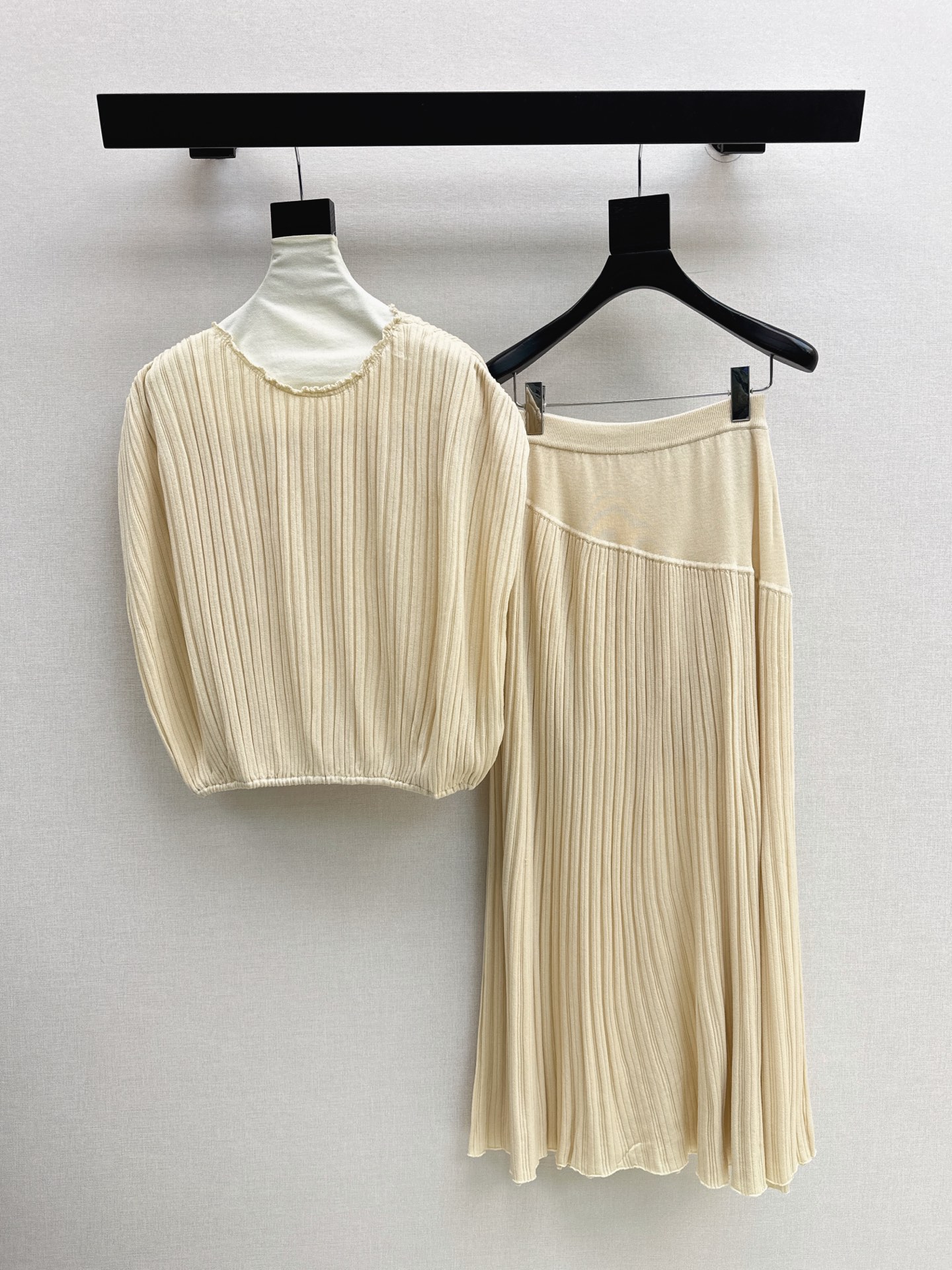 Brun 26ss knit cape knitwear skirt sets