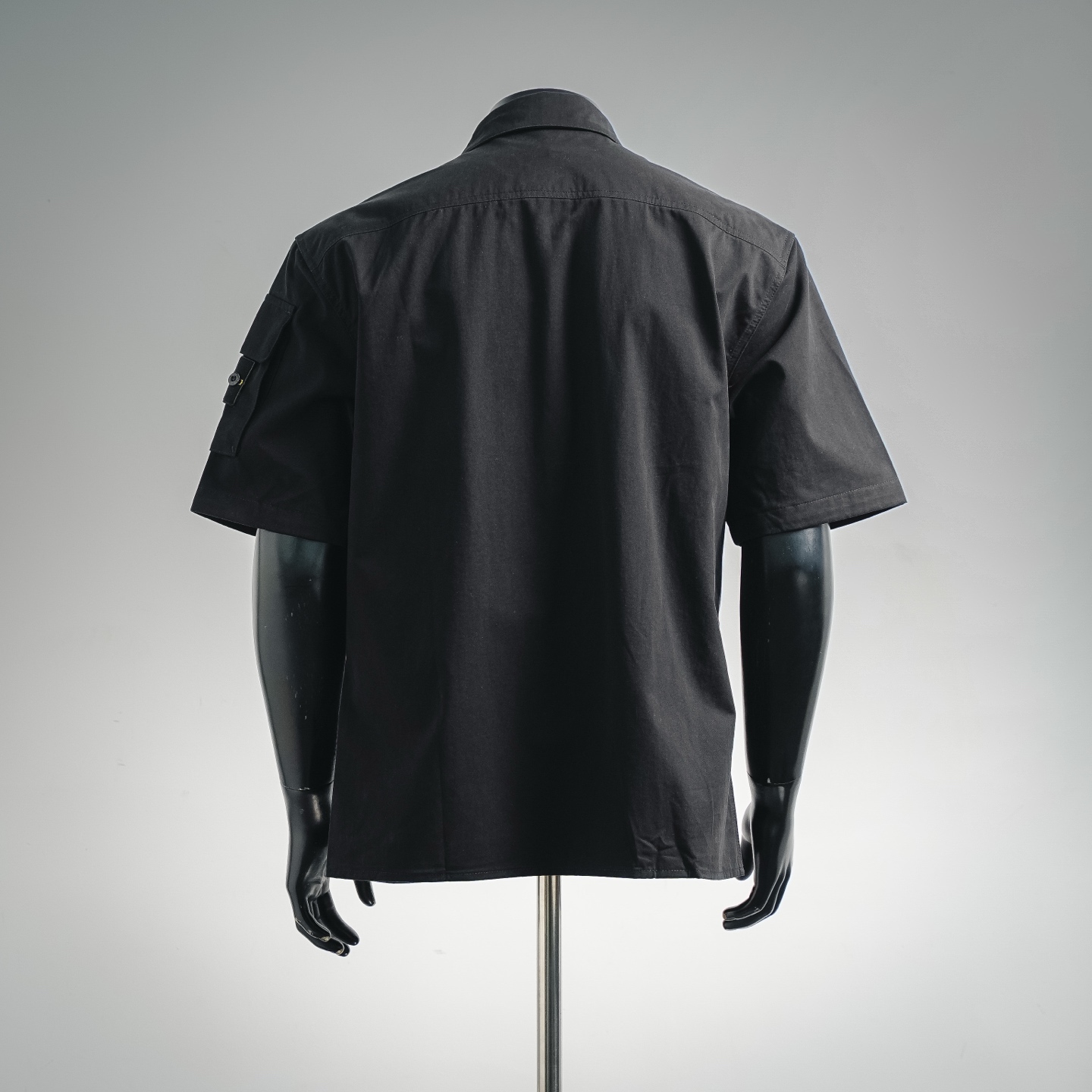 Stone cuffs badge t-shirt