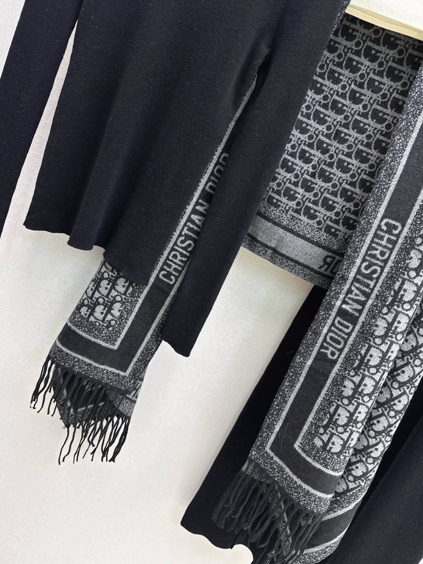 CD 26fw knit shawls basic tee pants sets