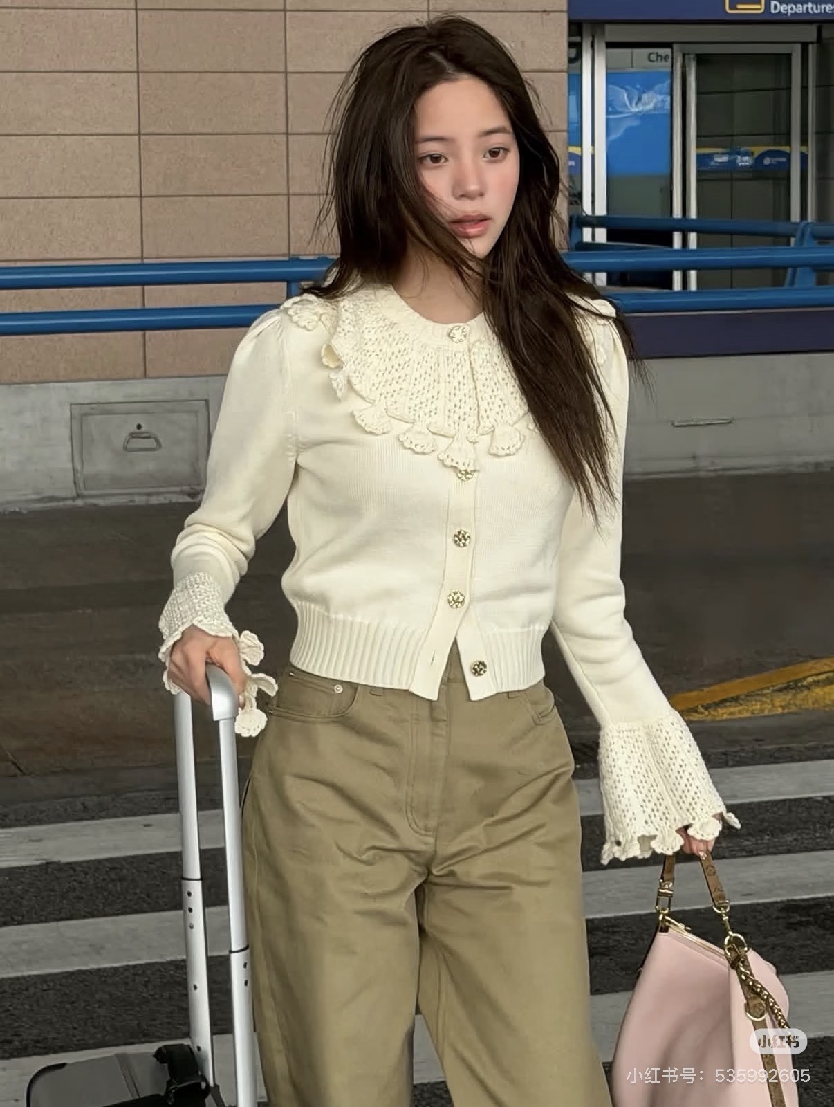 Loui 26fw 3d crochet cardigan