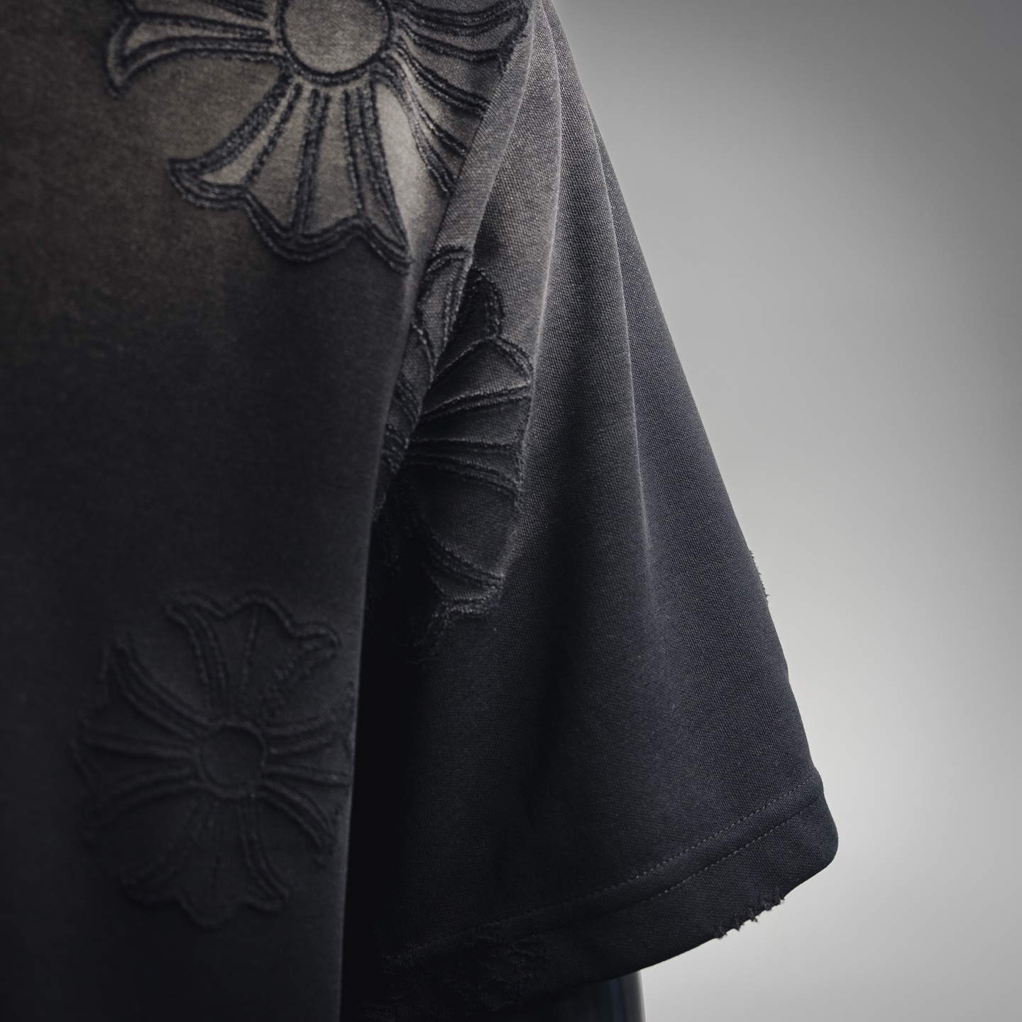 Chrome embossed cross washed t-shirt